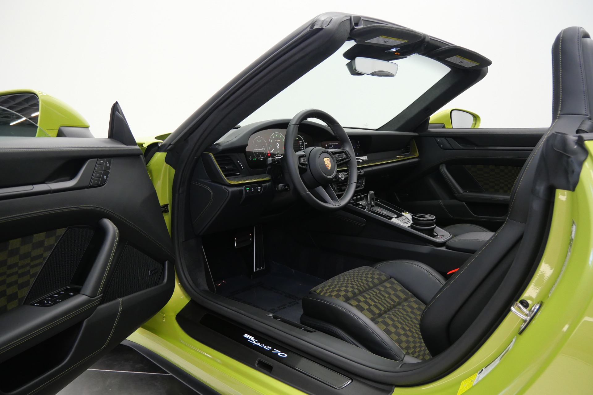 2026 911 Spirit 70 Convertible -838 Of Only 1500 Built, Paint To Sample picture #21