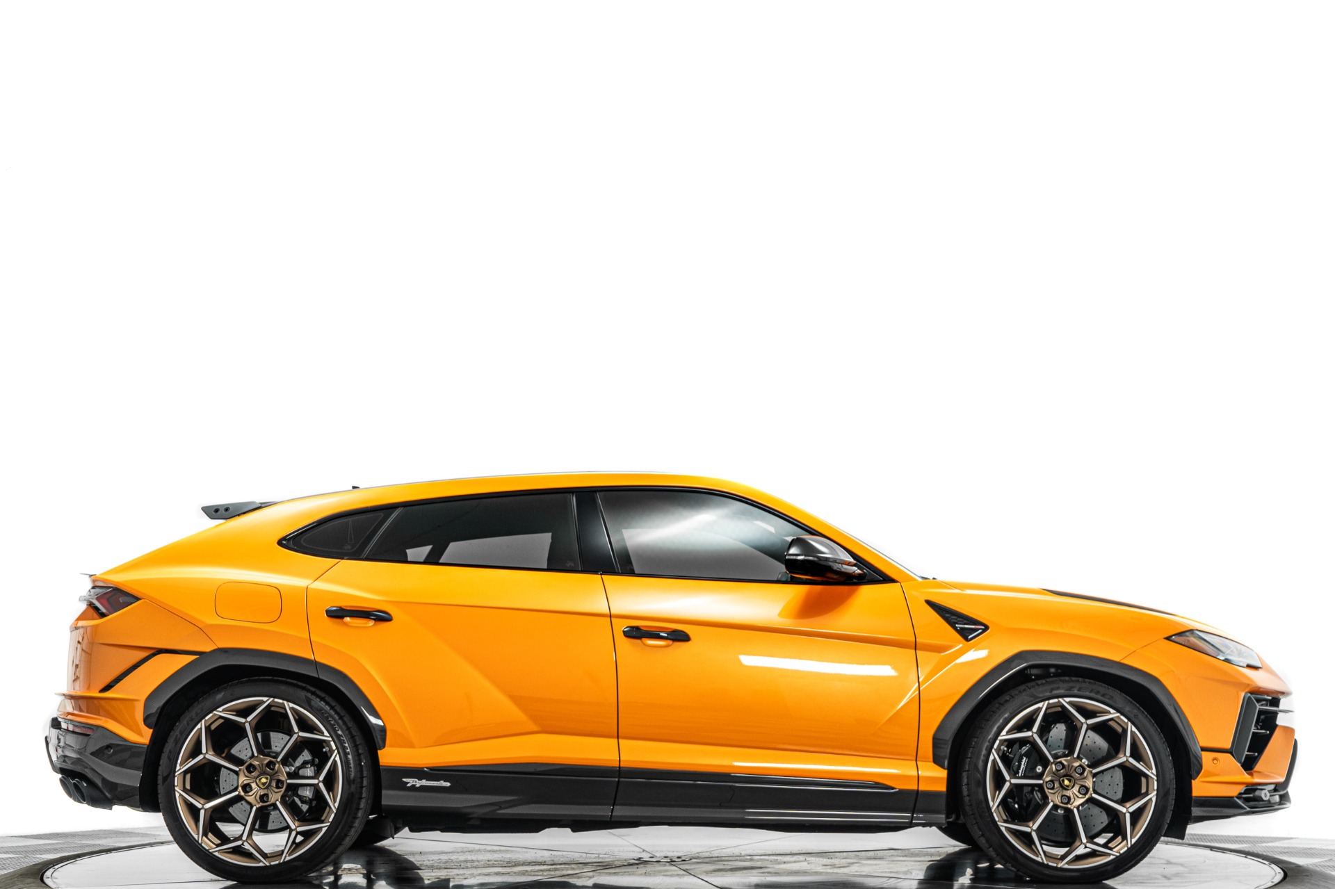 2024 Lamborghini Urus 4.0 V8 Performante's photo