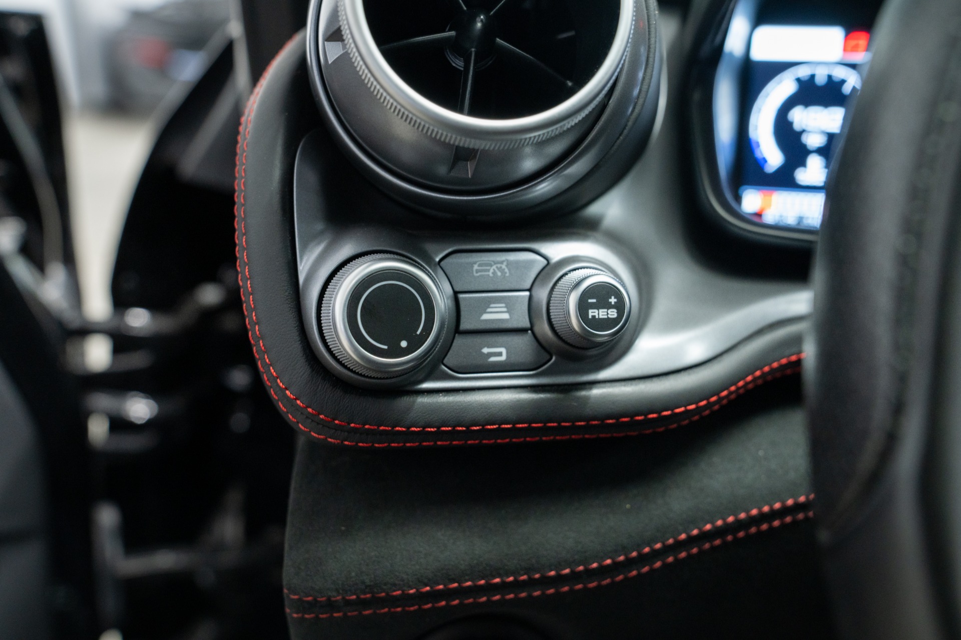 2020 GTC4Lusso -Diamond Quilted Ventilated Seats, Red Stitching, Scuderia Shields picture #27