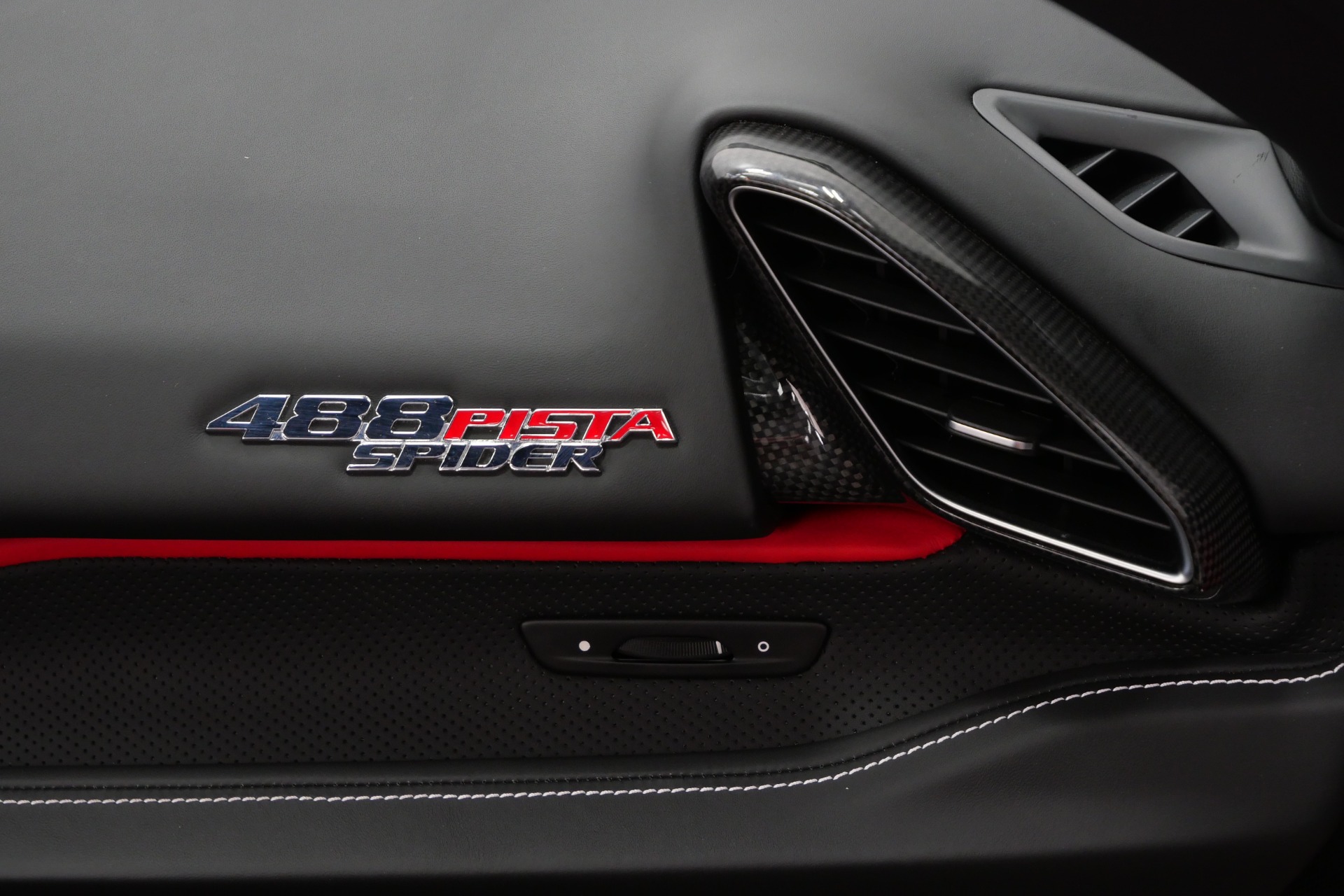 2020 488 Pista Spider -Tricolore Livery, Extensive Carbon Fiber picture #15