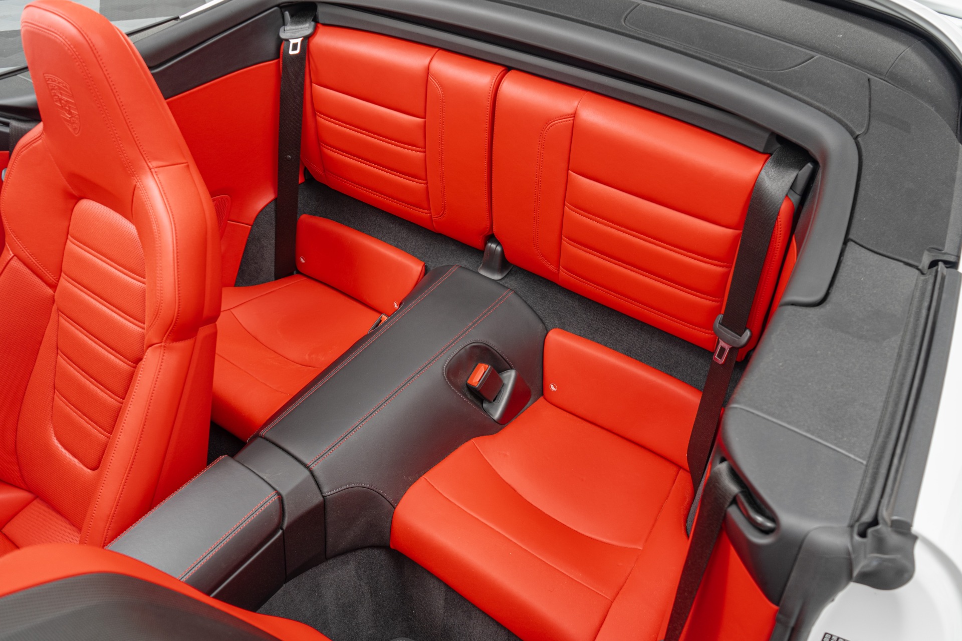 2024 911 Turbo S Cabriolet -SportDesign Package, Exclusive Manufaktur Interior picture #14