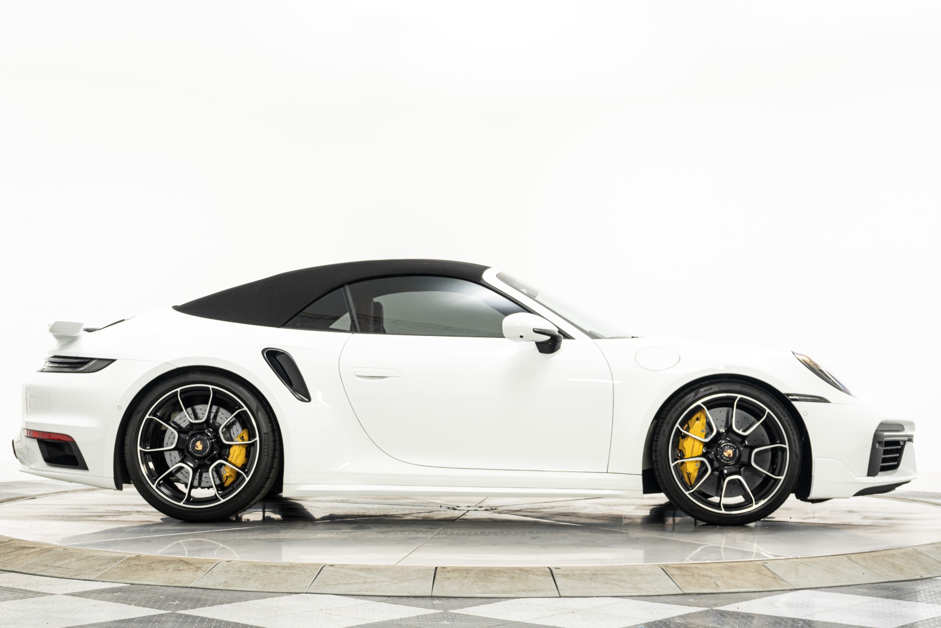 2024 911 Turbo S Cabriolet -SportDesign Package, Exclusive Manufaktur Interior picture #16