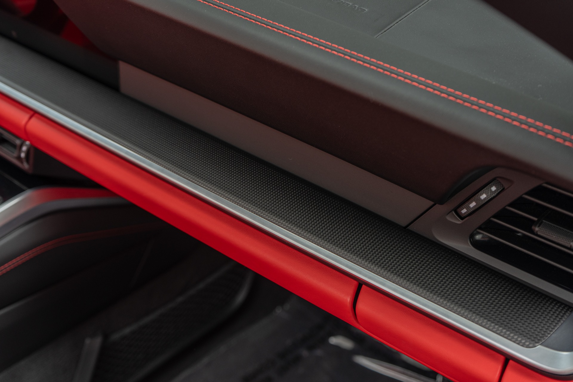 2024 911 Turbo S Cabriolet -SportDesign Package, Exclusive Manufaktur Interior picture #25