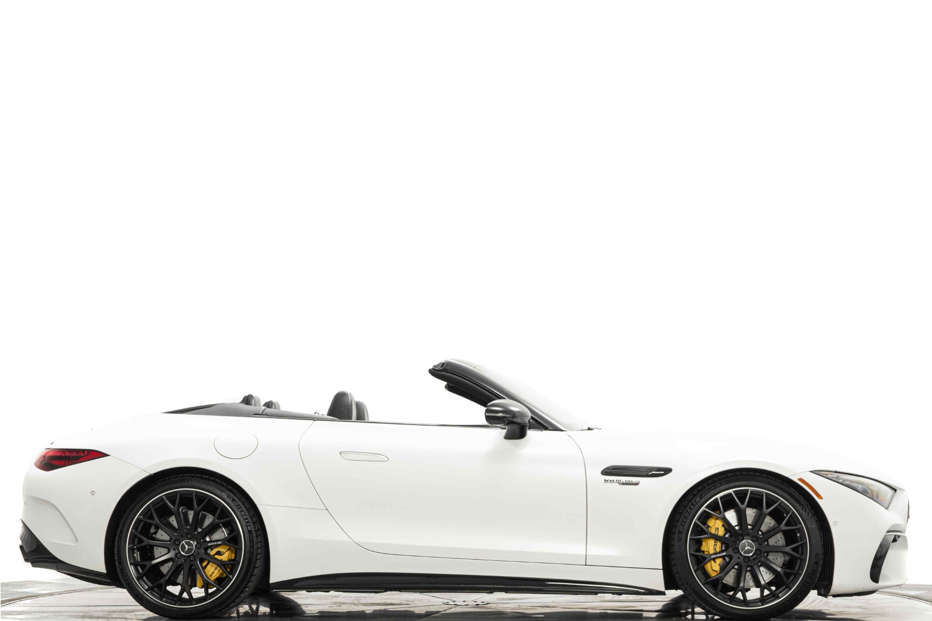 2022 Mercedes-Benz SL Mercedes-AMG SL 63 4MATIC+'s photo