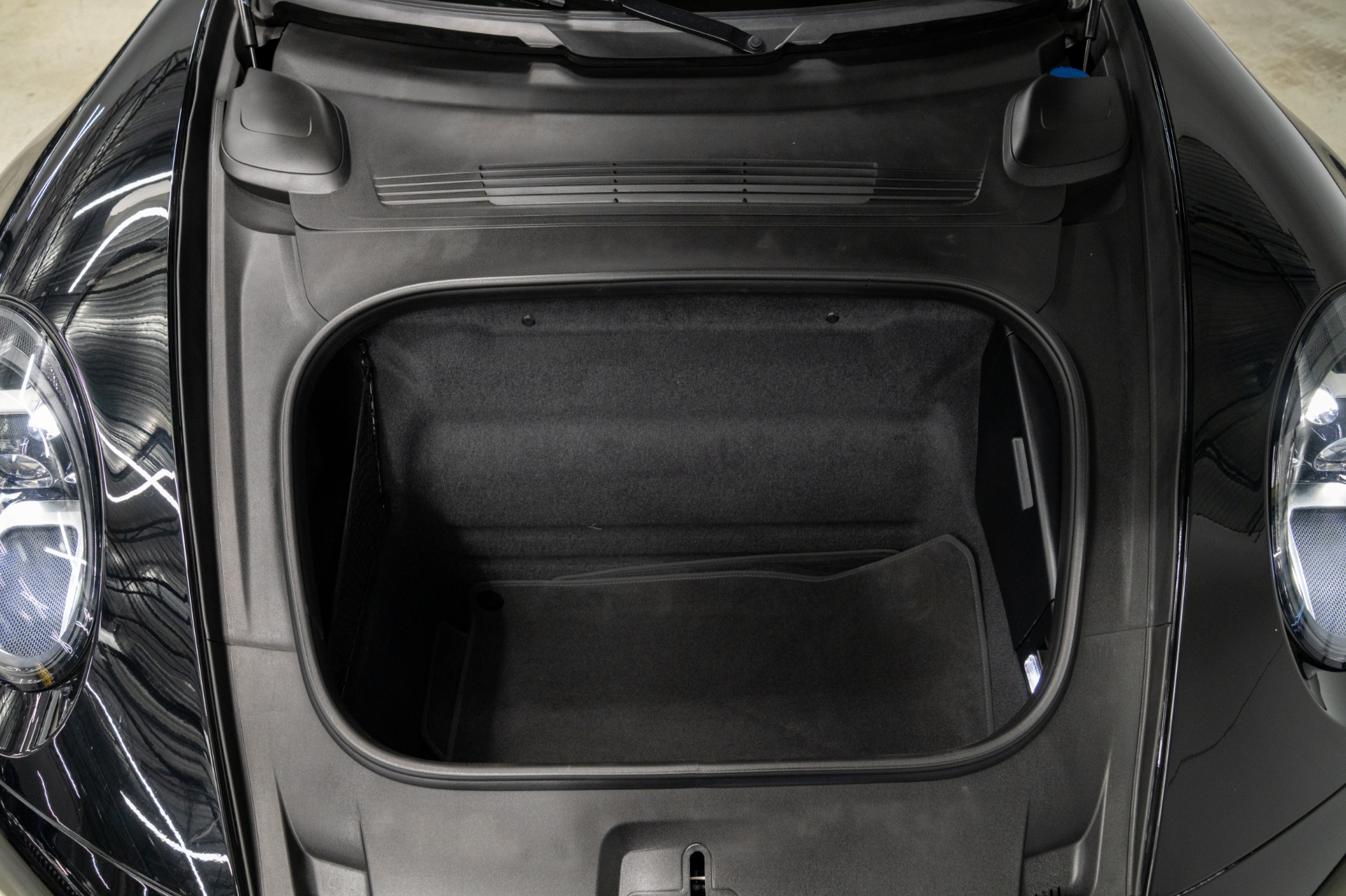 2024 911 Carrera T -Factory Aerokit, Heated And Ventilated Seats picture #16