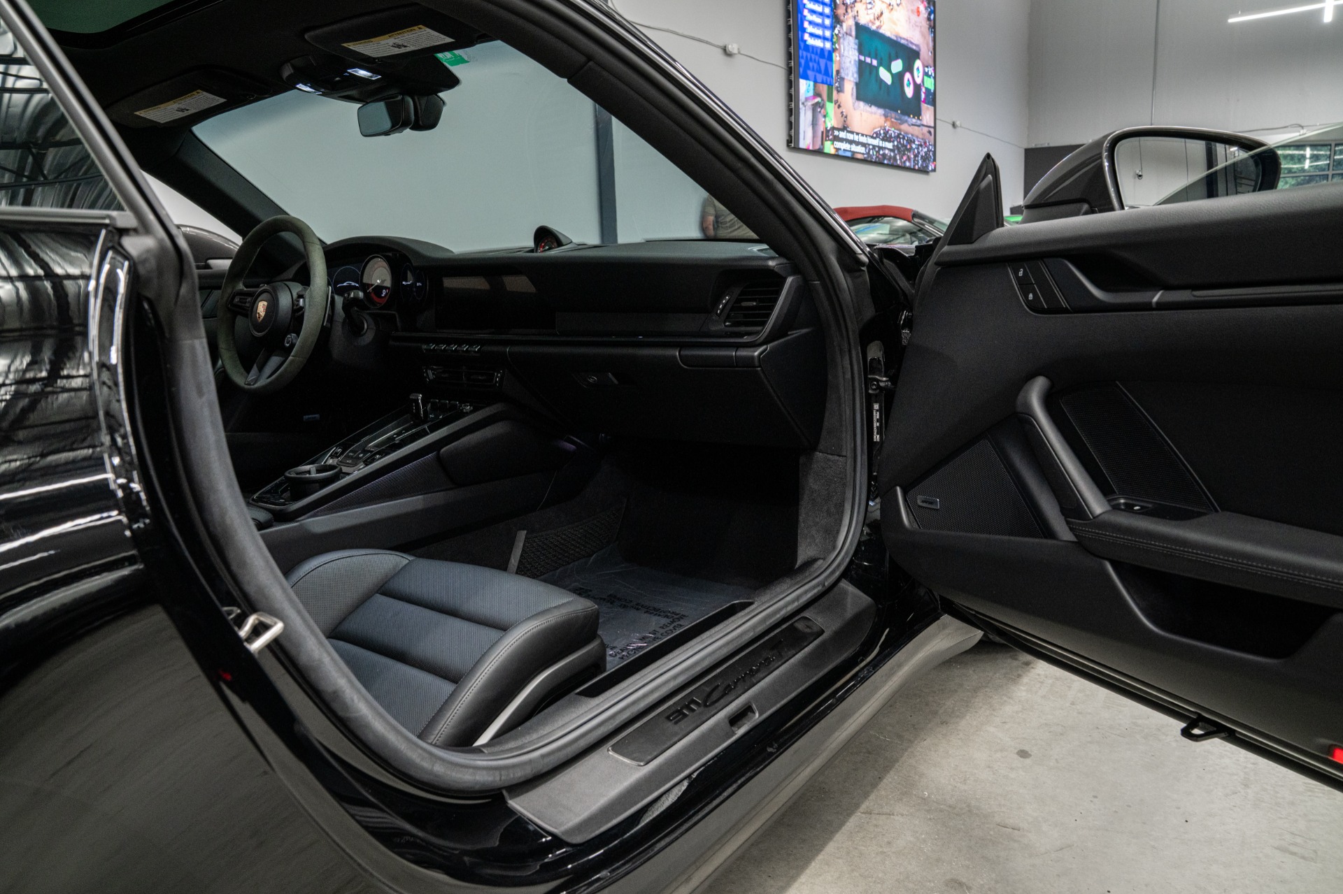 2024 911 Carrera T -Factory Aerokit, Heated And Ventilated Seats picture #23