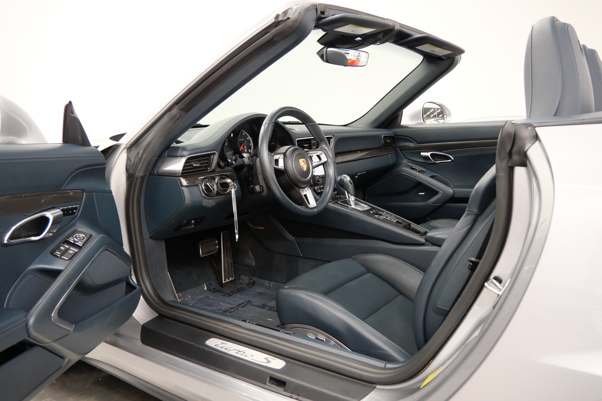 2017 911 Turbo S Cabriolet -580 Horsepower, Heated And Ventilated Seats picture #21