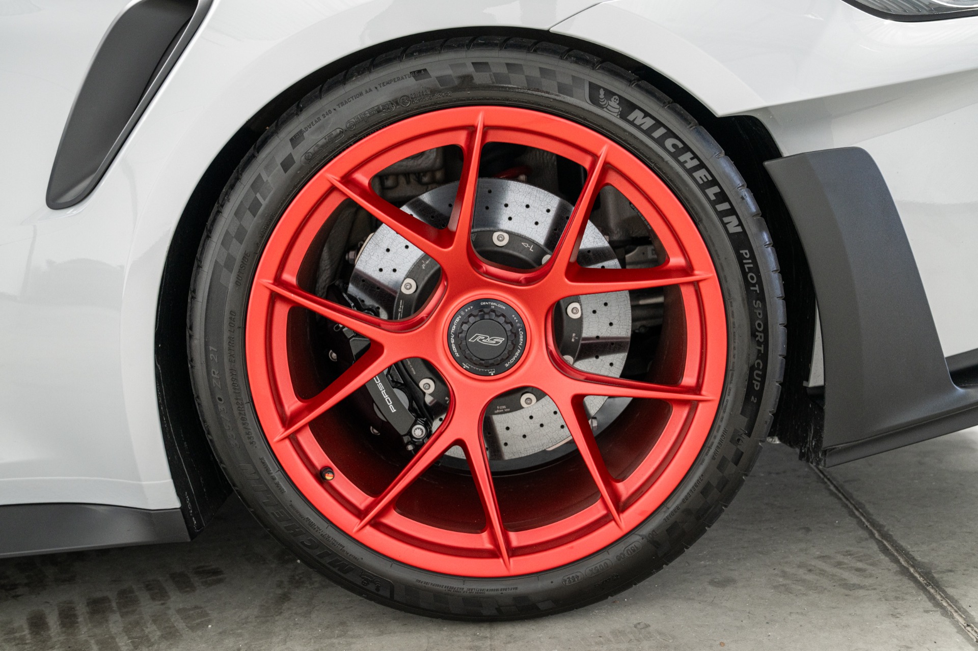 2025 911 GT3 RS -Weissach Package, Carbon Ceramic Brakes, Carbon Fiber Seats picture #8