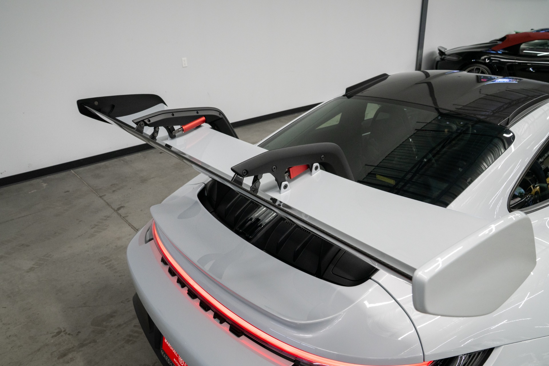 2025 911 GT3 RS -Weissach Package, Carbon Ceramic Brakes, Carbon Fiber Seats picture #9