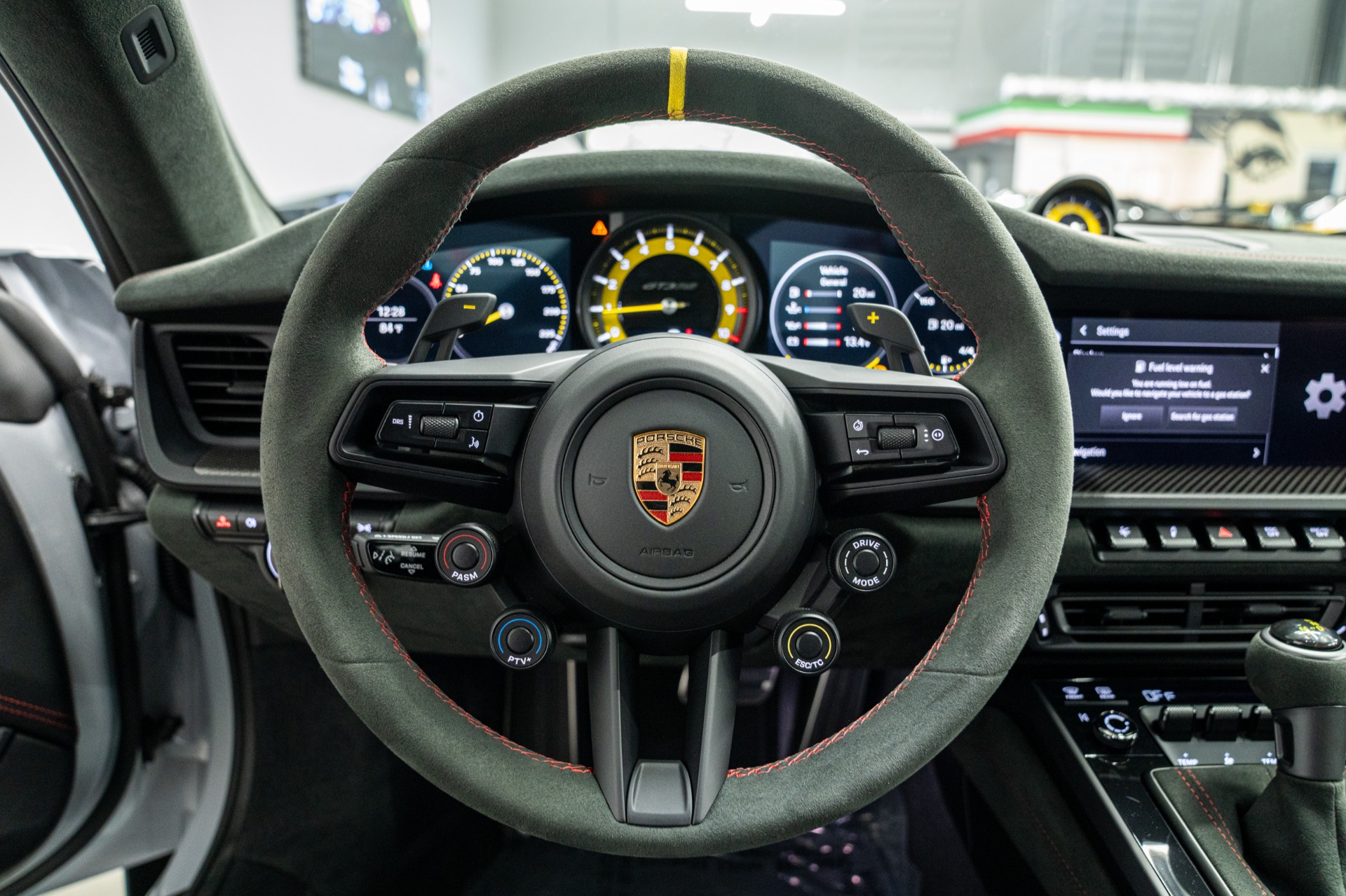 2025 911 GT3 RS -Weissach Package, Carbon Ceramic Brakes, Carbon Fiber Seats picture #12