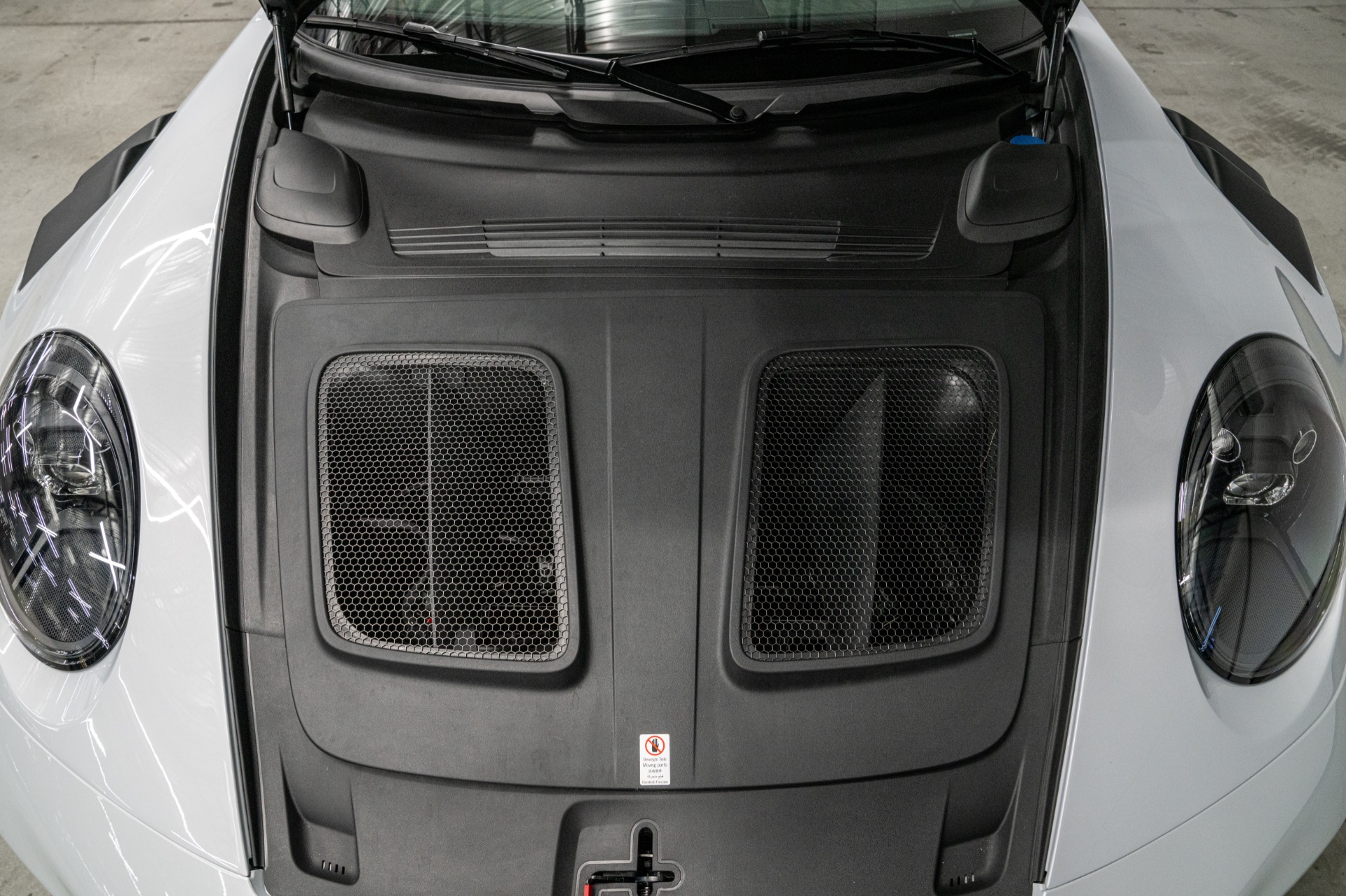 2025 911 GT3 RS -Weissach Package, Carbon Ceramic Brakes, Carbon Fiber Seats picture #16