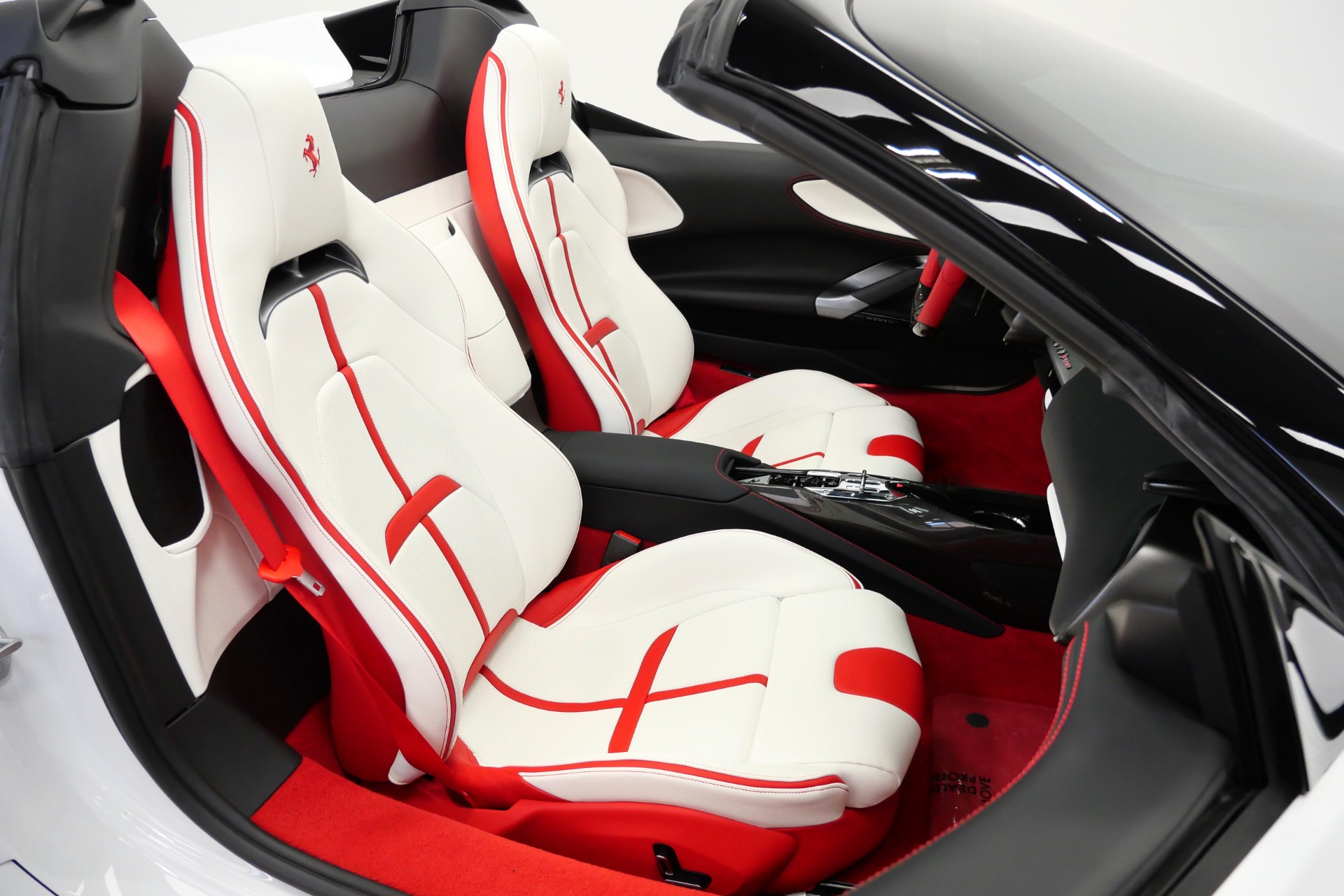 2025 SF90 Spider -$718K MSRP, Two-Tone Exterior, Two-Tone Interior, Extensive Carbon picture #26