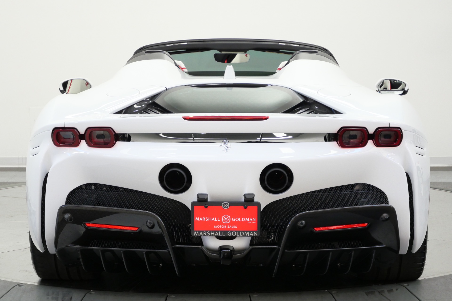 2025 SF90 Spider -$718K MSRP, Two-Tone Exterior, Two-Tone Interior, Extensive Carbon picture #6