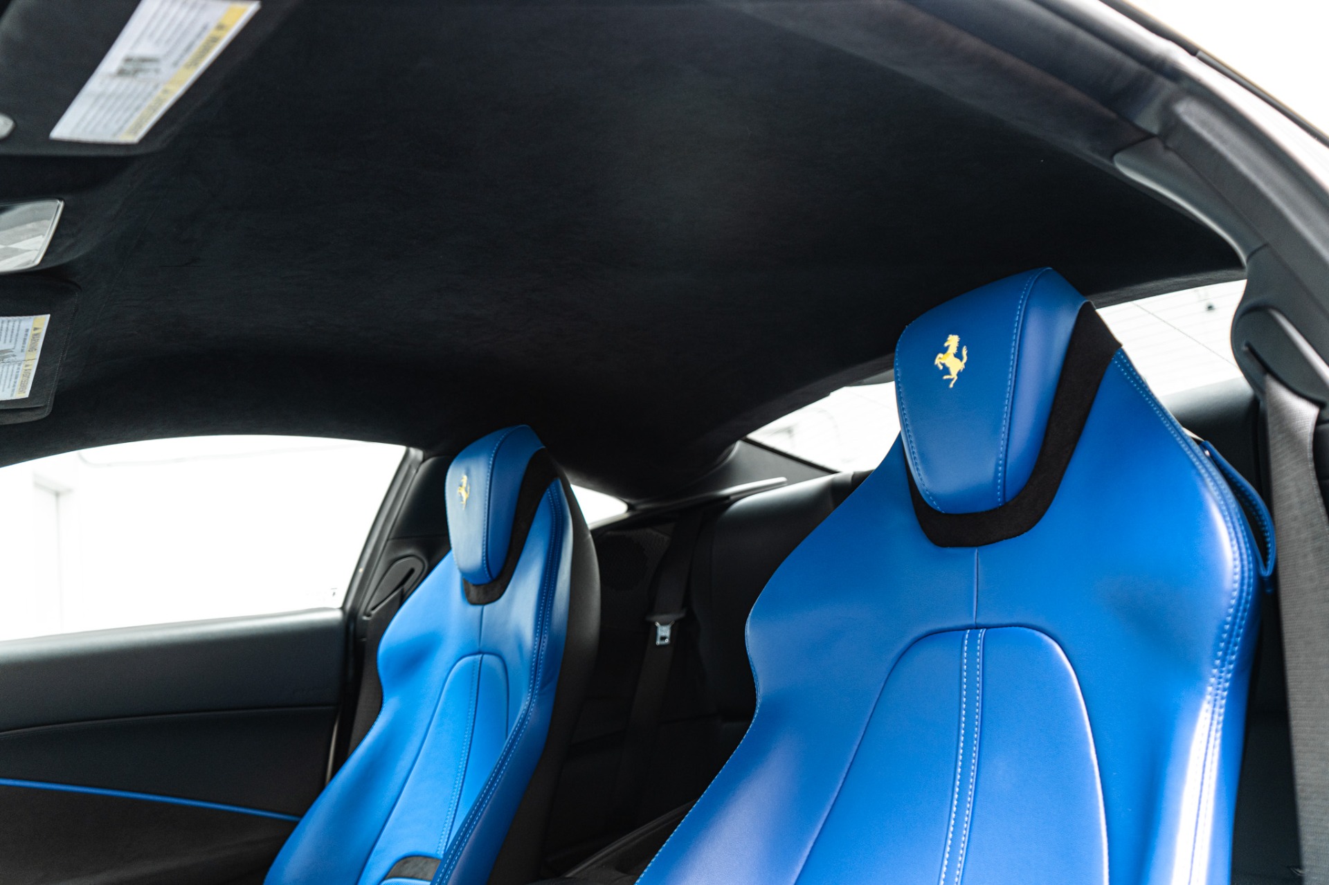 2022 Roma -Two-Tone Interior, Carbon Fiber Interior Trim, JBL HiFi picture #16