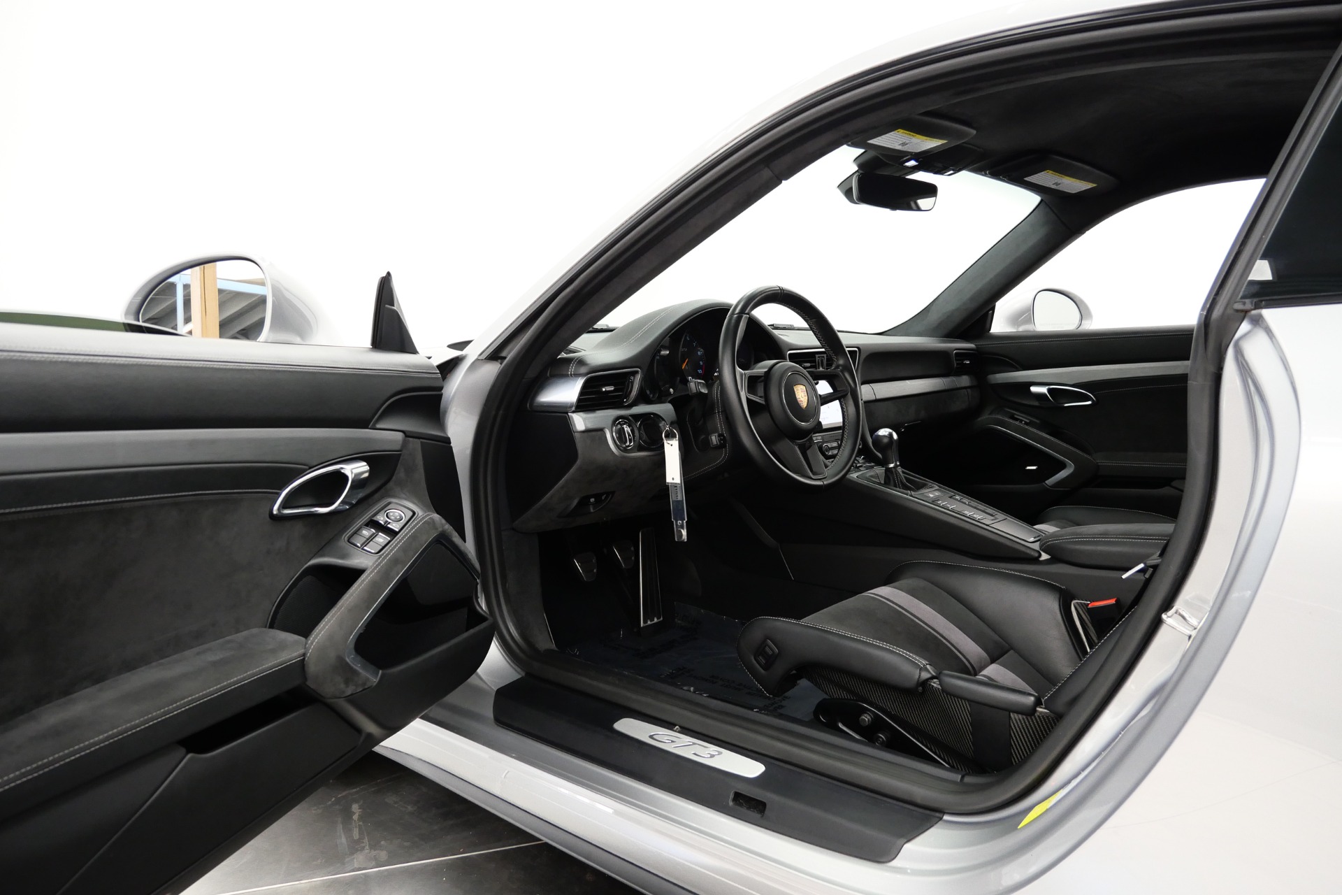 2018 911 GT3 -6 Speed Manual, Carbon Buckets, Carbon Brakes picture #22