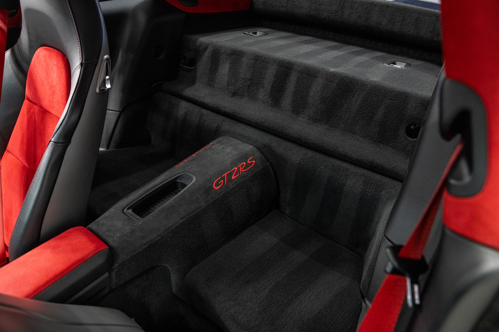 2018 911 GT2 RS -Weissach Package, Front Axle Lift, 18 Way Adaptive Sports Seats picture #13