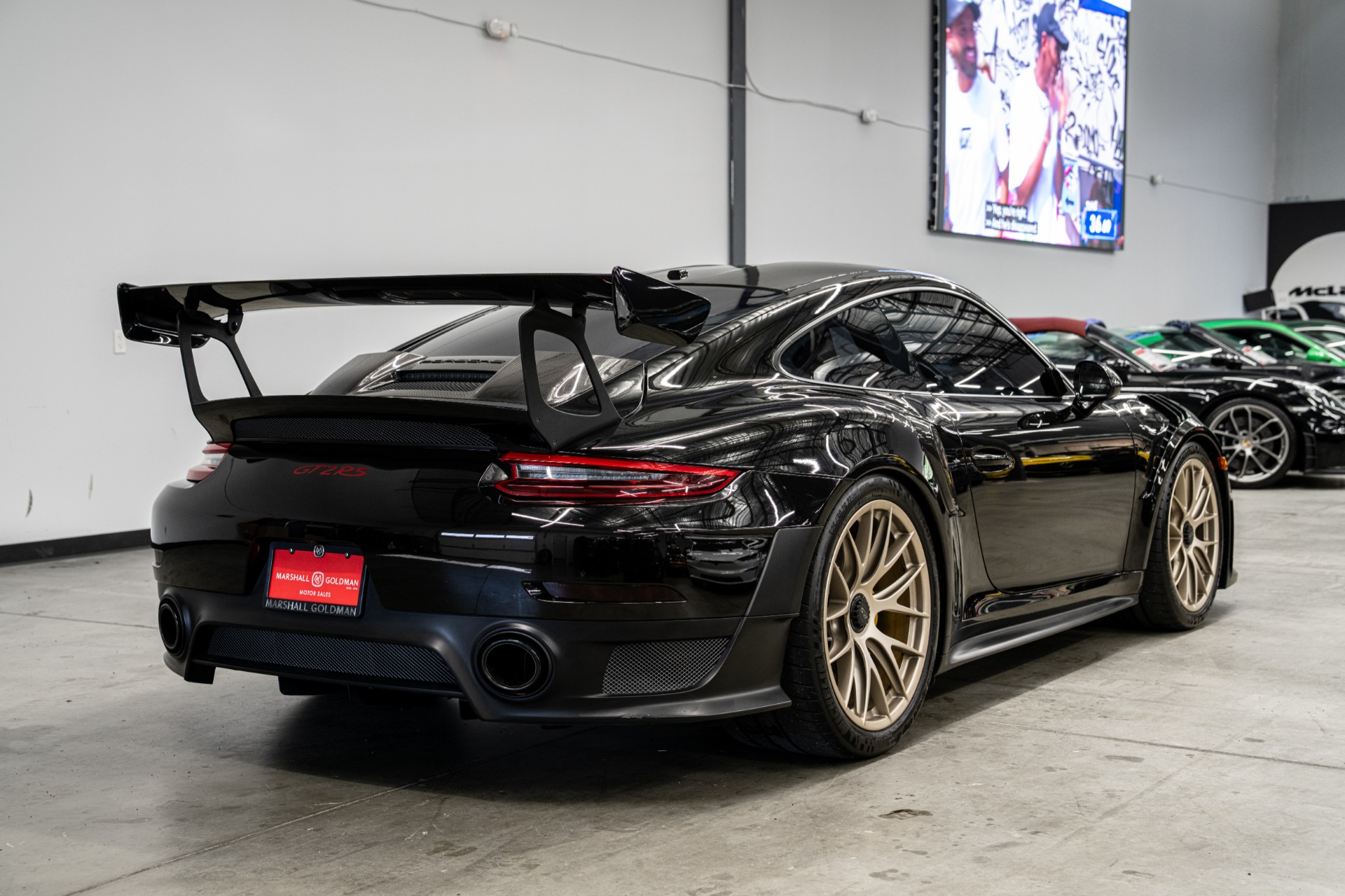 2018 911 GT2 RS -Weissach Package, Front Axle Lift, 18 Way Adaptive Sports Seats picture #6