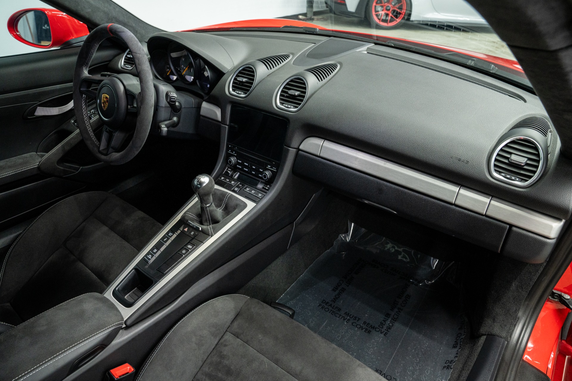 2020 718 Cayman GT4 -6 Speed Manual, Satin Aurum Wheels picture #11