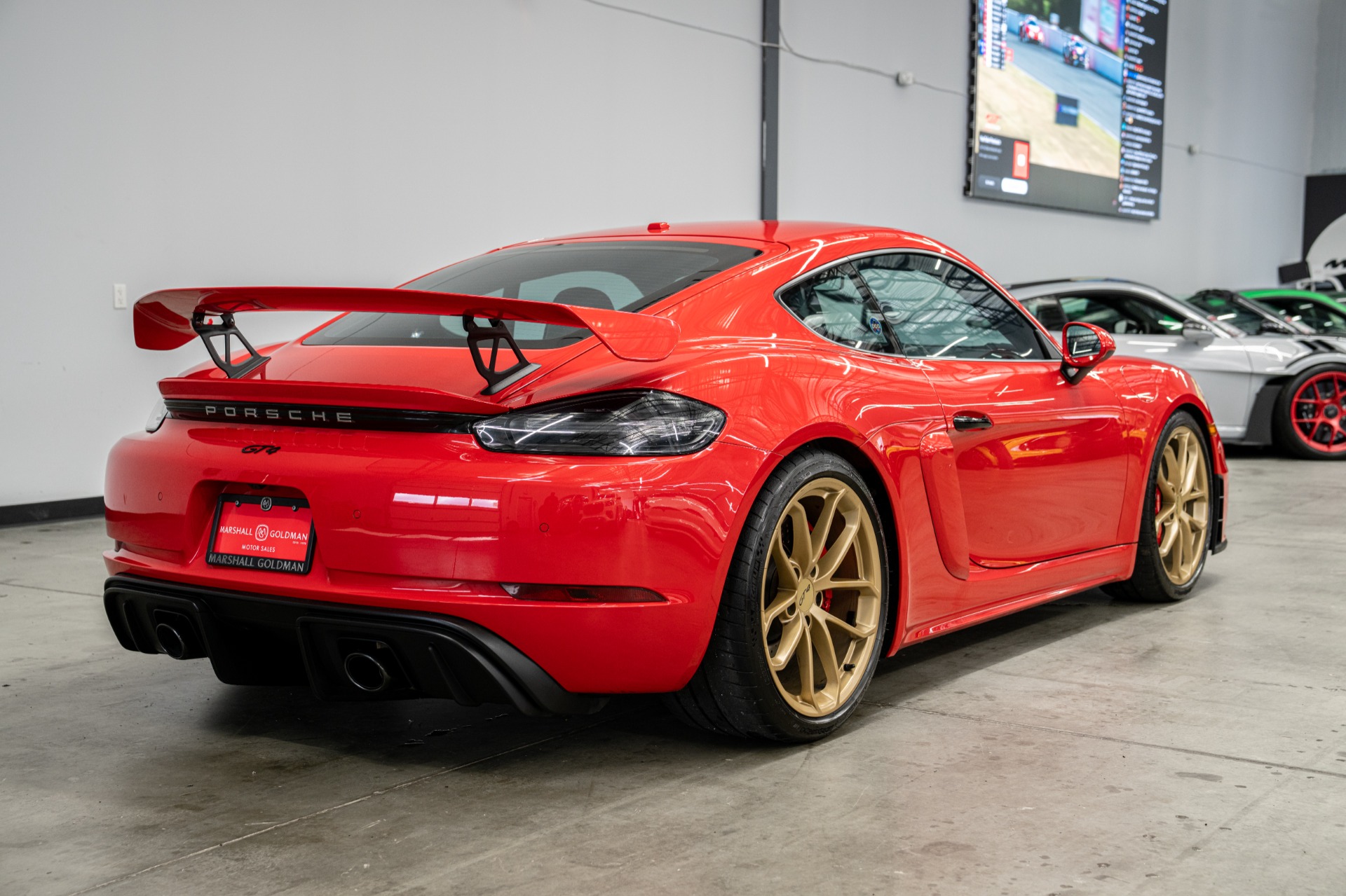 2020 718 Cayman GT4 -6 Speed Manual, Satin Aurum Wheels picture #6
