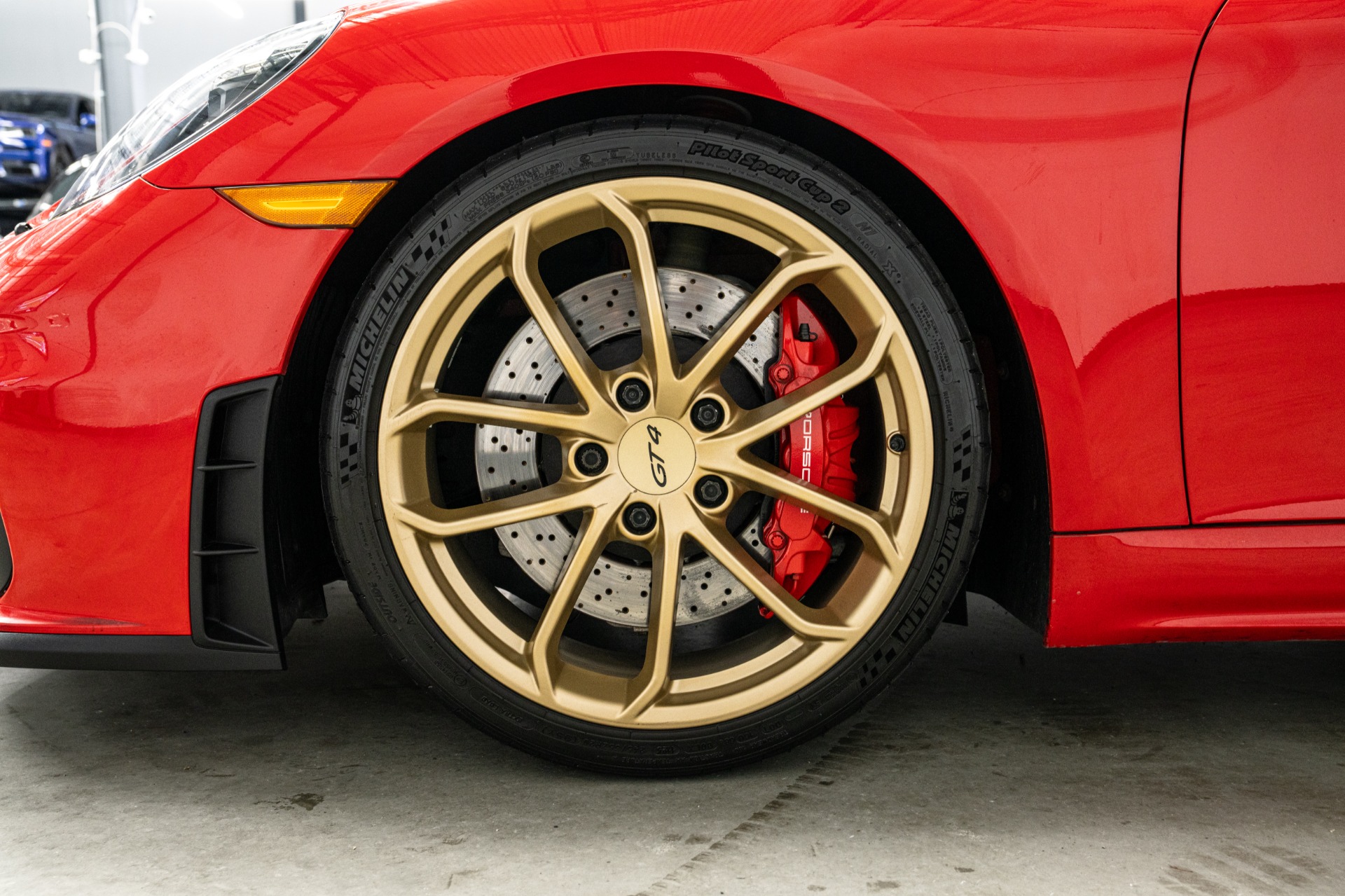 2020 718 Cayman GT4 -6 Speed Manual, Satin Aurum Wheels picture #7