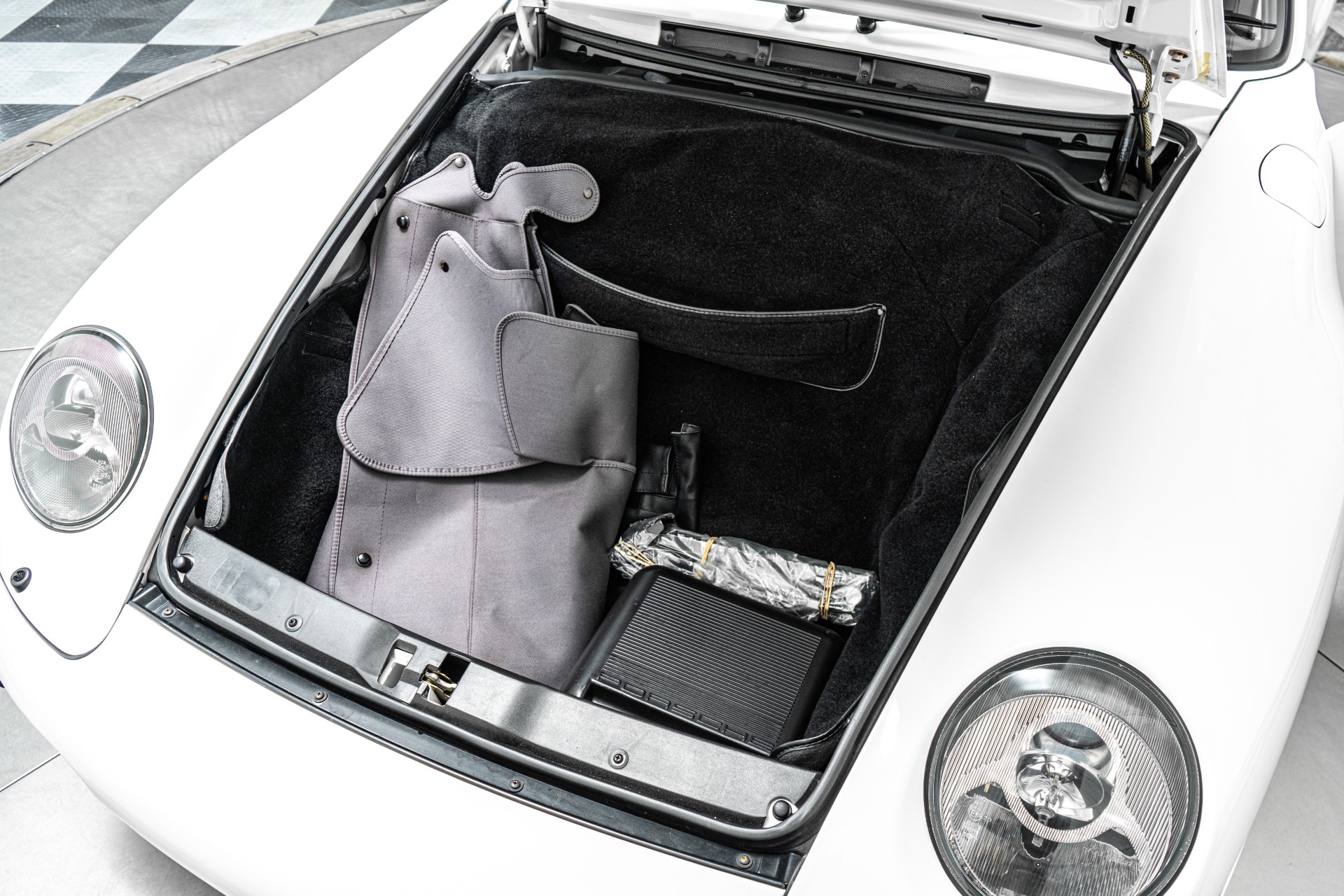 1995 911 Carrera Cabriolet -6 Speed Manual, Very Low Miles picture #16