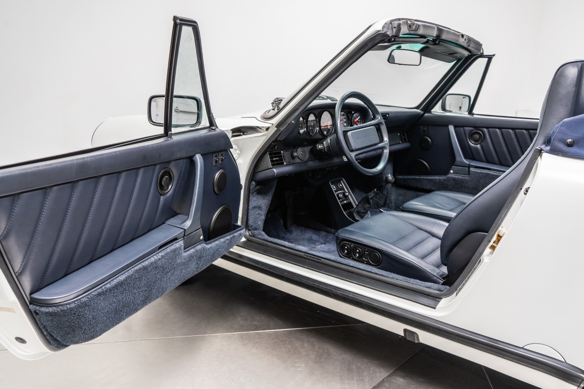 1989 911 Carrera Cabriolet -Very Low Miles, Final Year G Series Car, G50 Transmissio picture #19