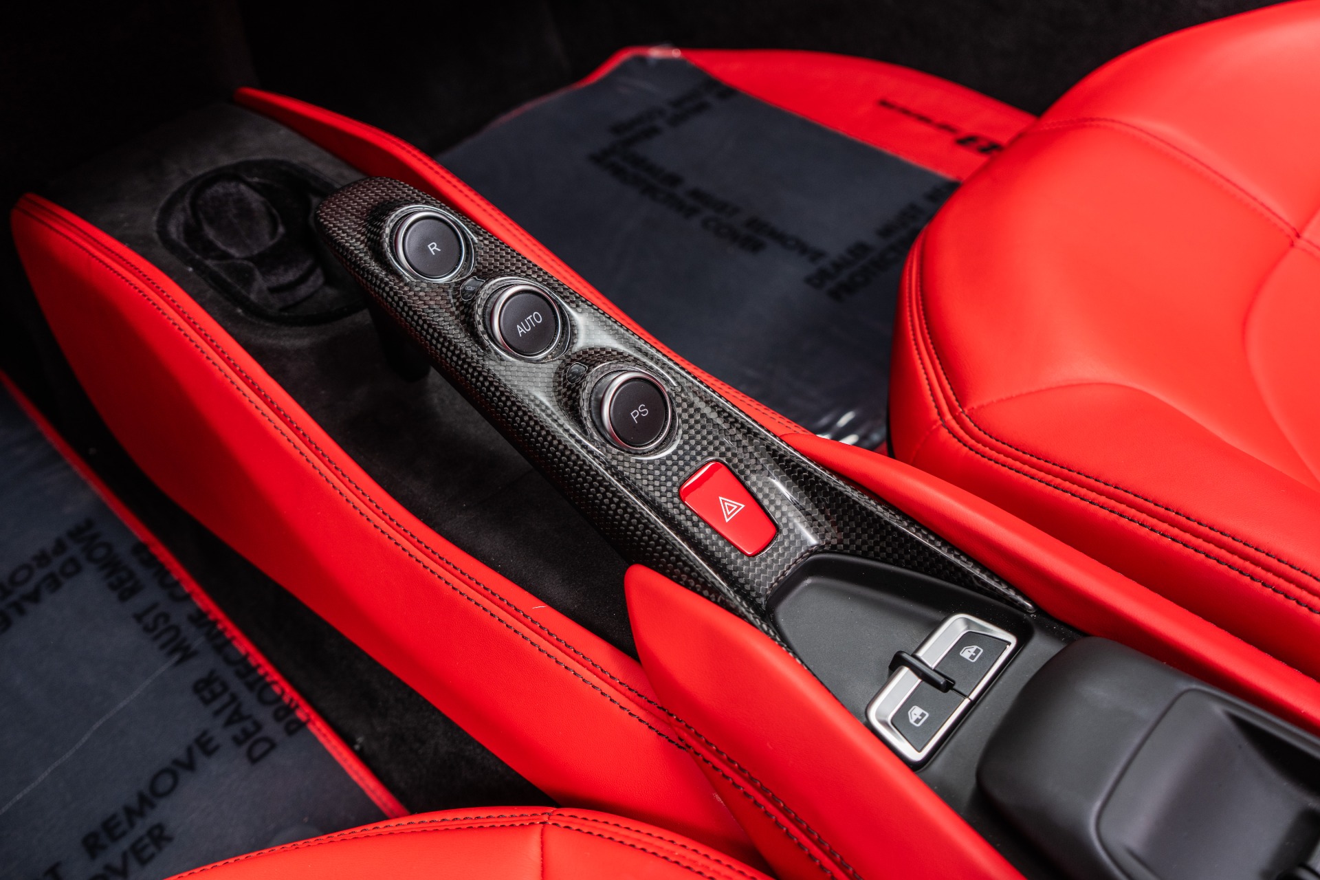 2023 F8 Spider -Low Miles, Two-Tone Paint, Carbon Driving Zone, Passenger Display picture #27