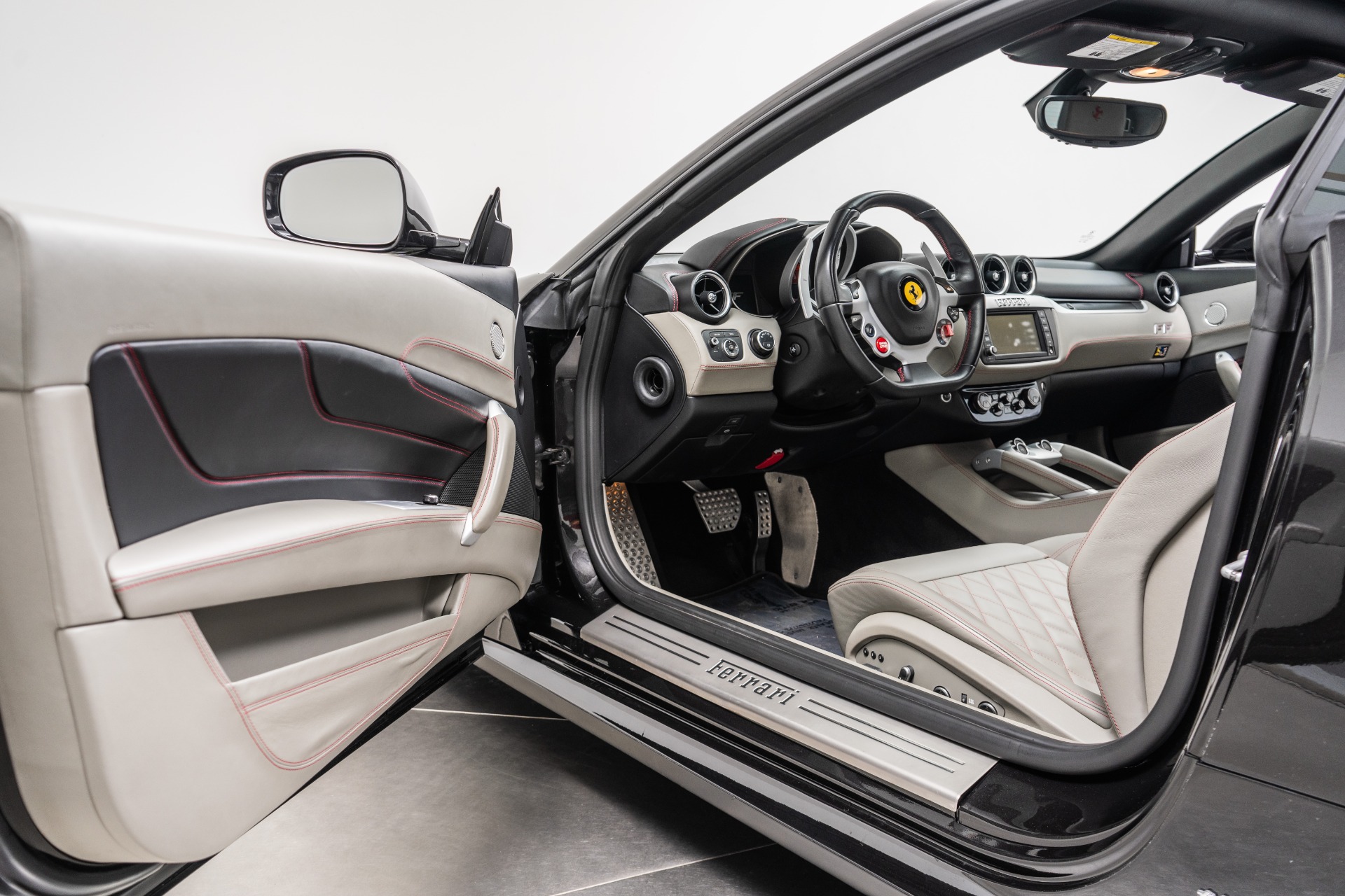 2014 FF -Diamond Quilted Seats, V12 Power picture #21