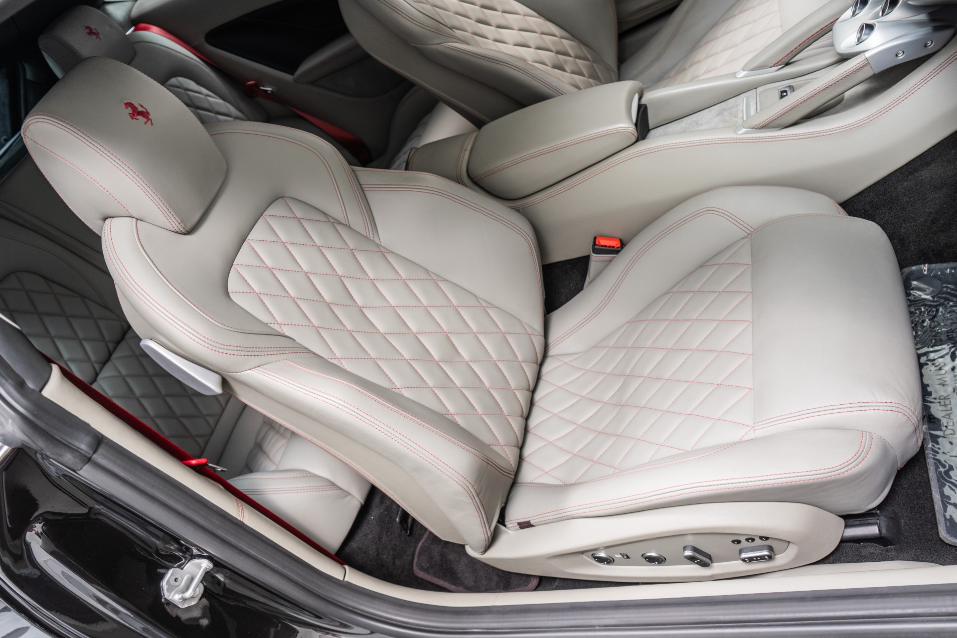 2014 FF -Diamond Quilted Seats, V12 Power picture #23