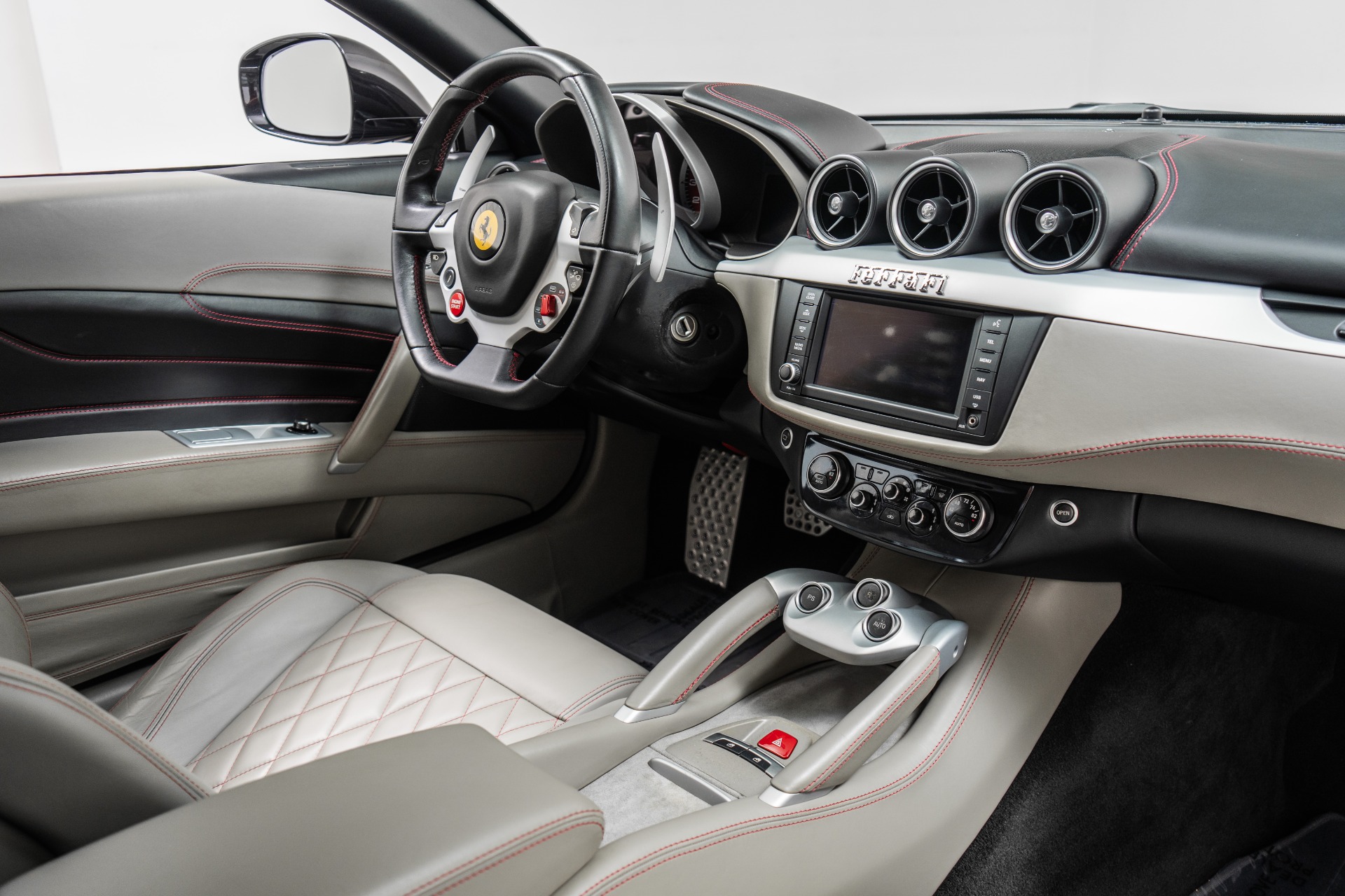 2014 FF -Diamond Quilted Seats, V12 Power picture #25