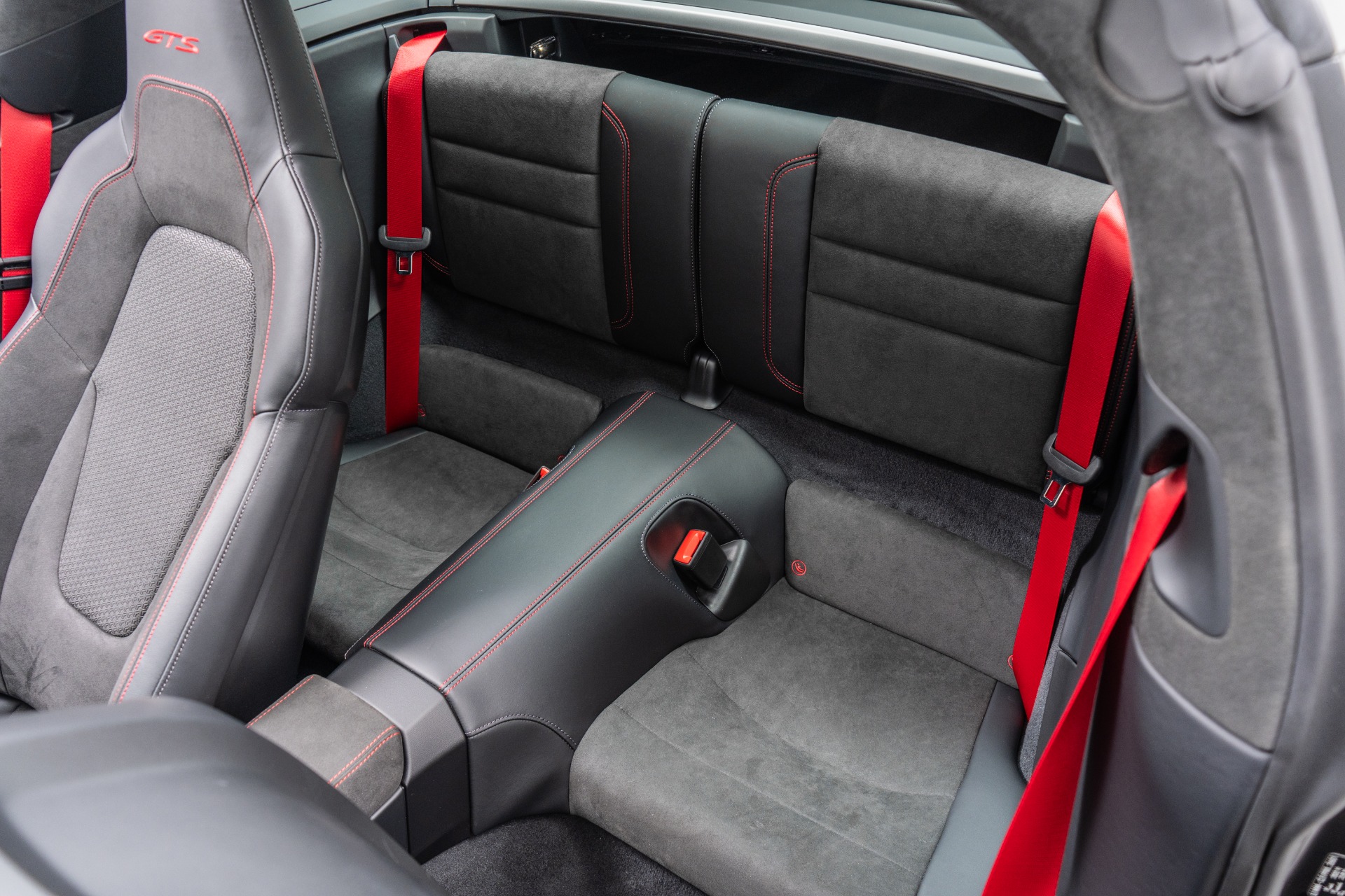 2026 911 Targa 4 GTS -Premium Package, 532 Horsepower picture #14