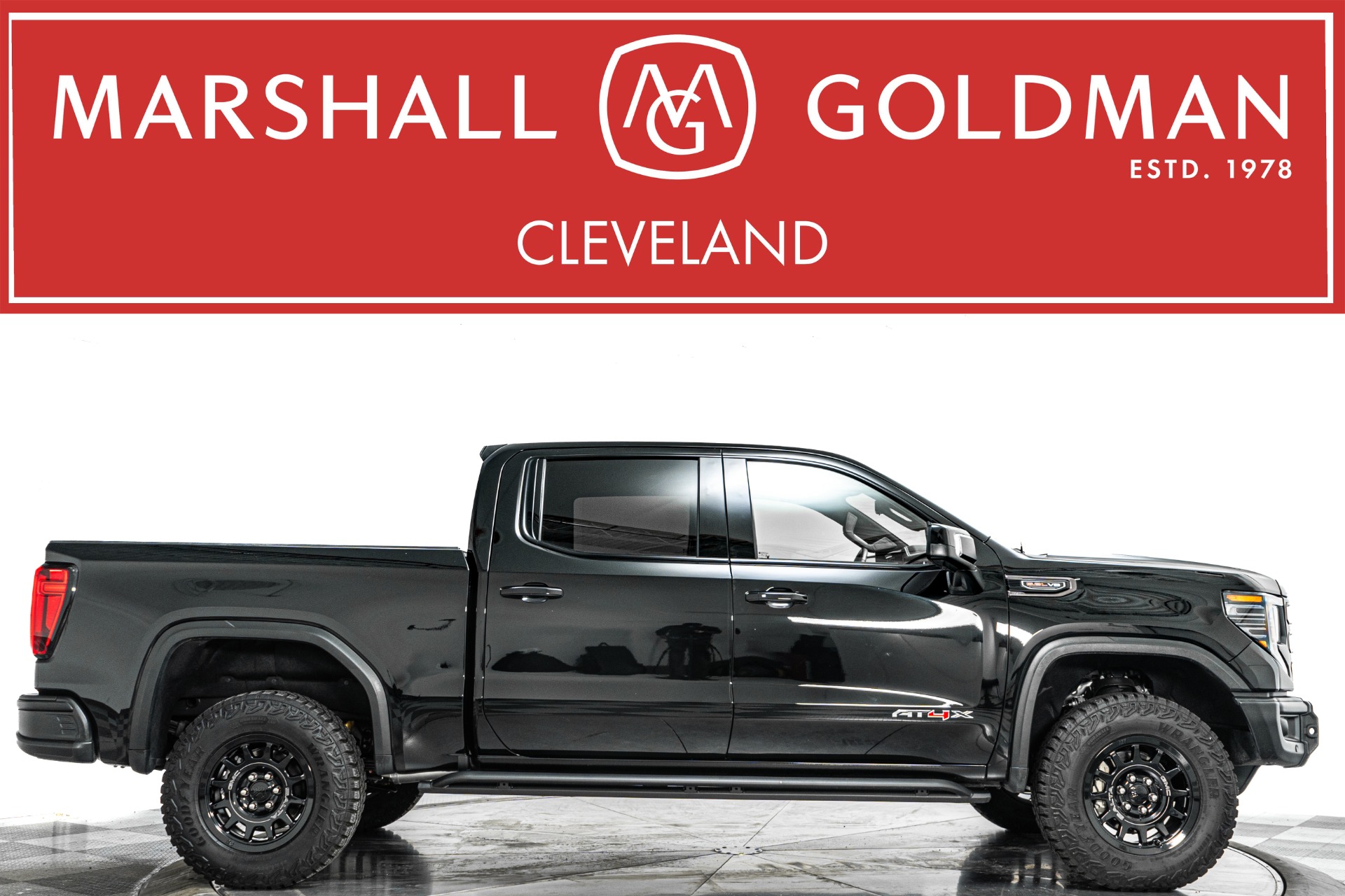 2026 GMC Sierra 1500 AT4X AEV Edition -Heated and Ventilated Front Seats