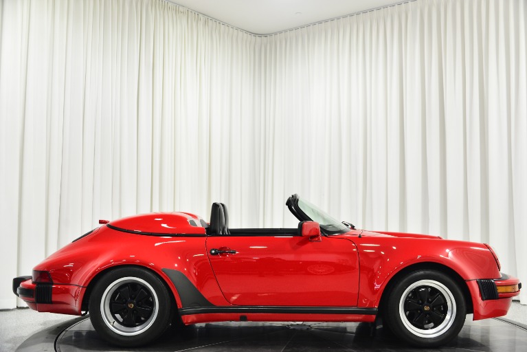 MAISTO 98889 Scale 1/18 | PORSCHE 911 SPEEDSTER 1989 RED