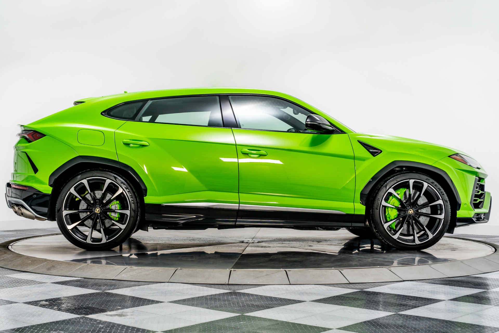 Arriba 69+ imagen urus for sale Abzlocal.mx