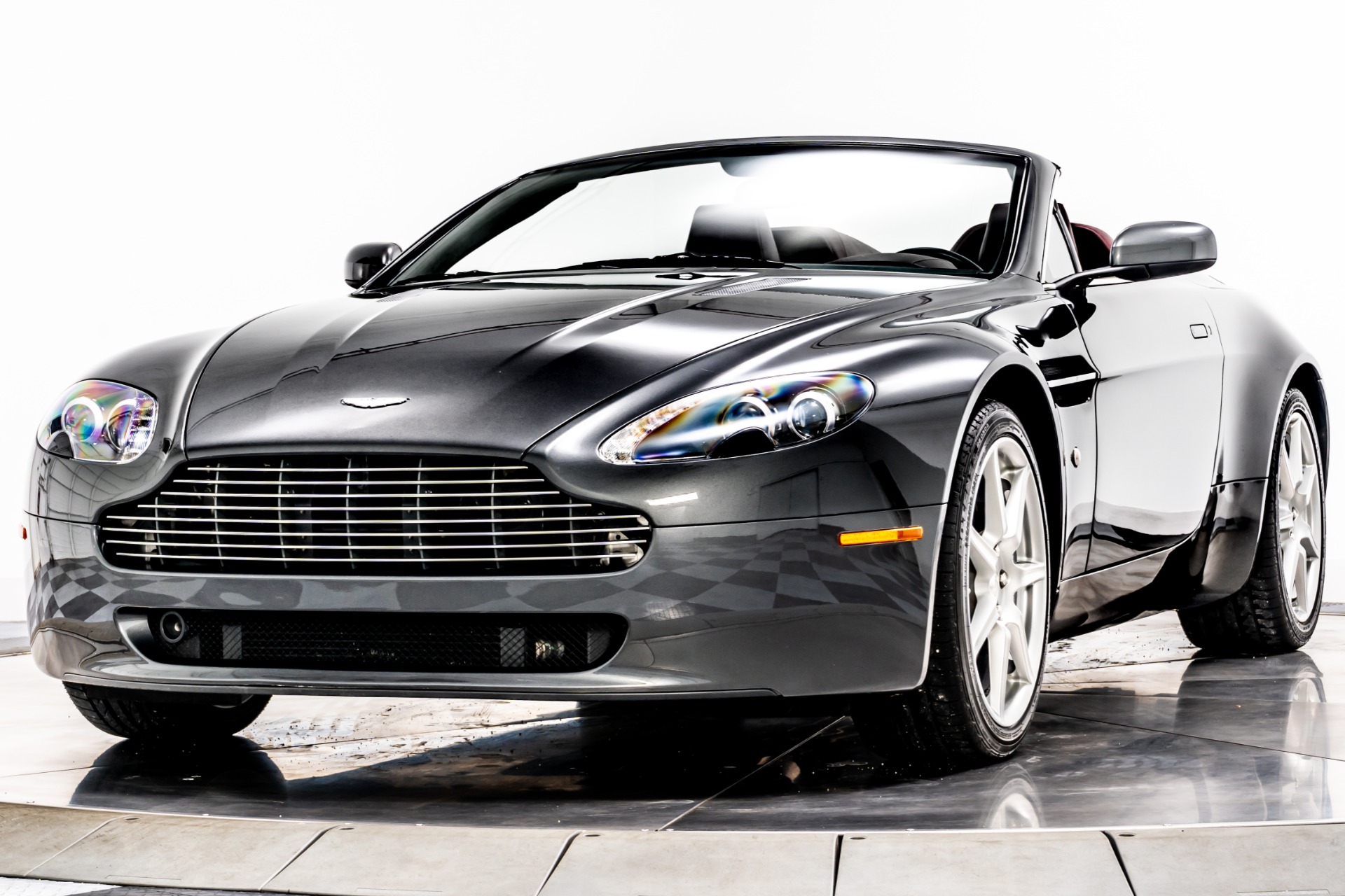 新品即決 Aston 2008 Used Martin (Sold Sale For Roadster Vantage V8 洋書
