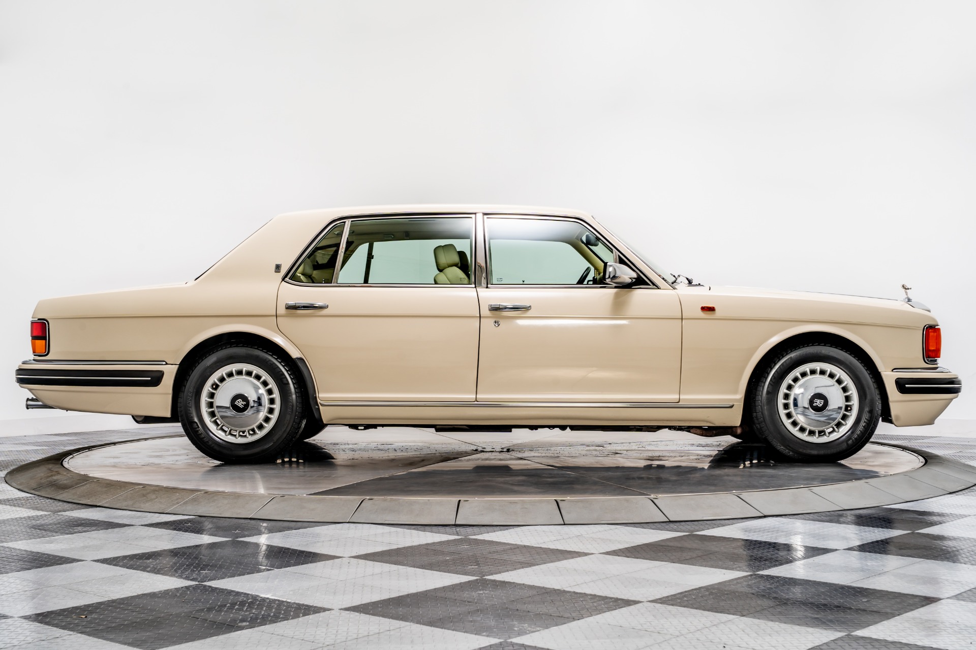 1989 Rolls Royce Silver Spur Saloon For Sale  St Louis Car Museum