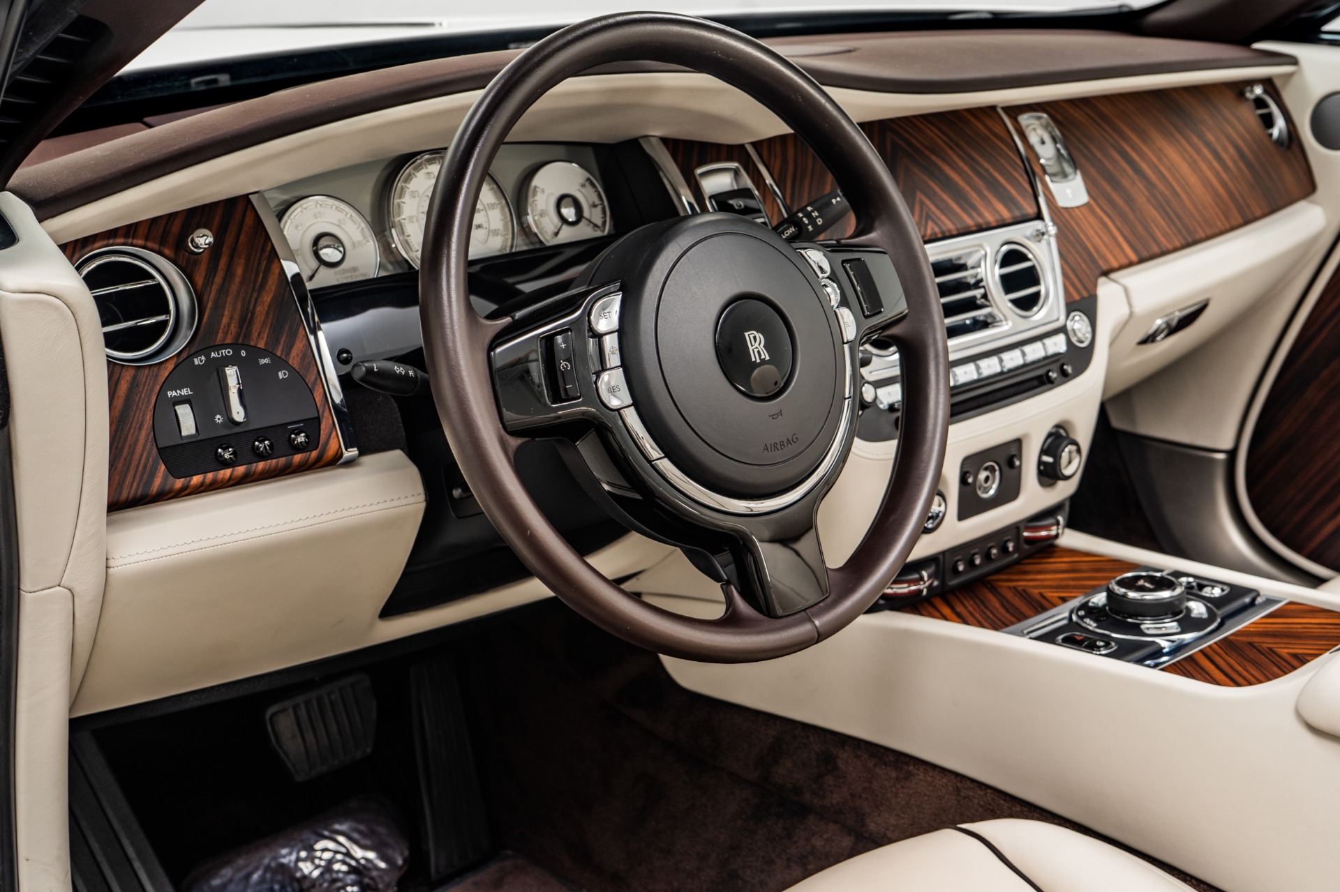 2016 RollsRoyce Dawn  RollsRoyce Motor Cars Long Island  New Inventory