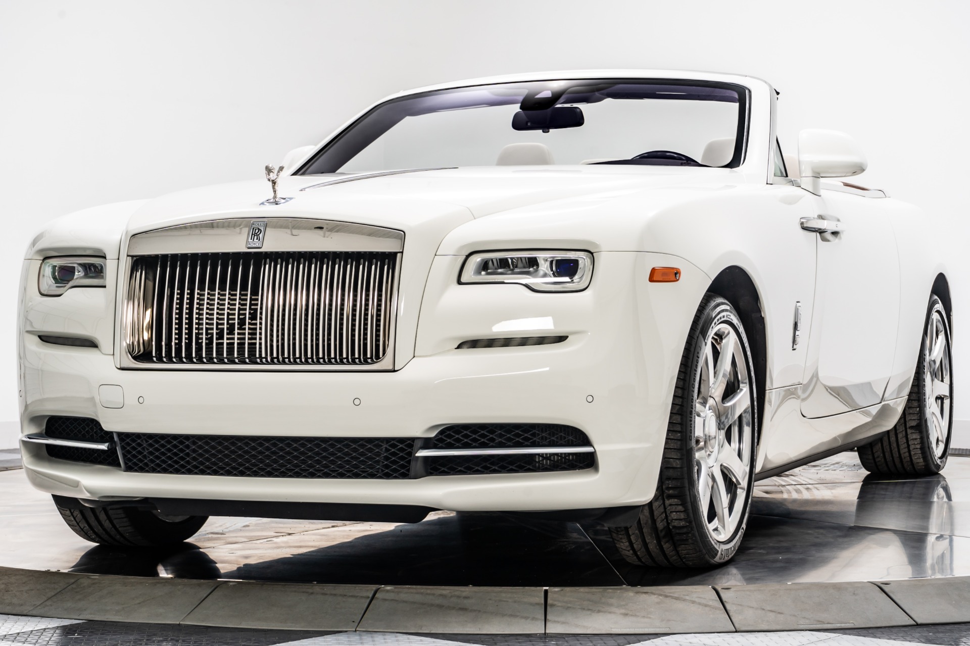 Used 2016 Rolls-Royce Dawn in English White For Sale (Sold
