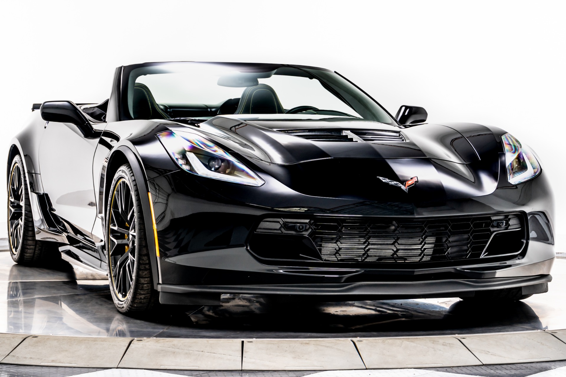 Used 2018 Chevrolet Corvette Z06 3LZ Convertible in Black For Sale
