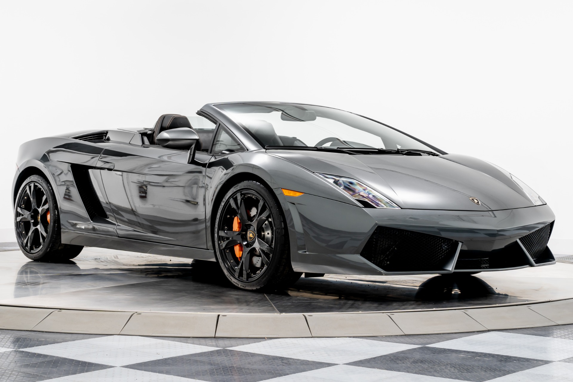 Used 2011 Lamborghini Gallardo LP 560-4 Spyder in Grigio Lynx For