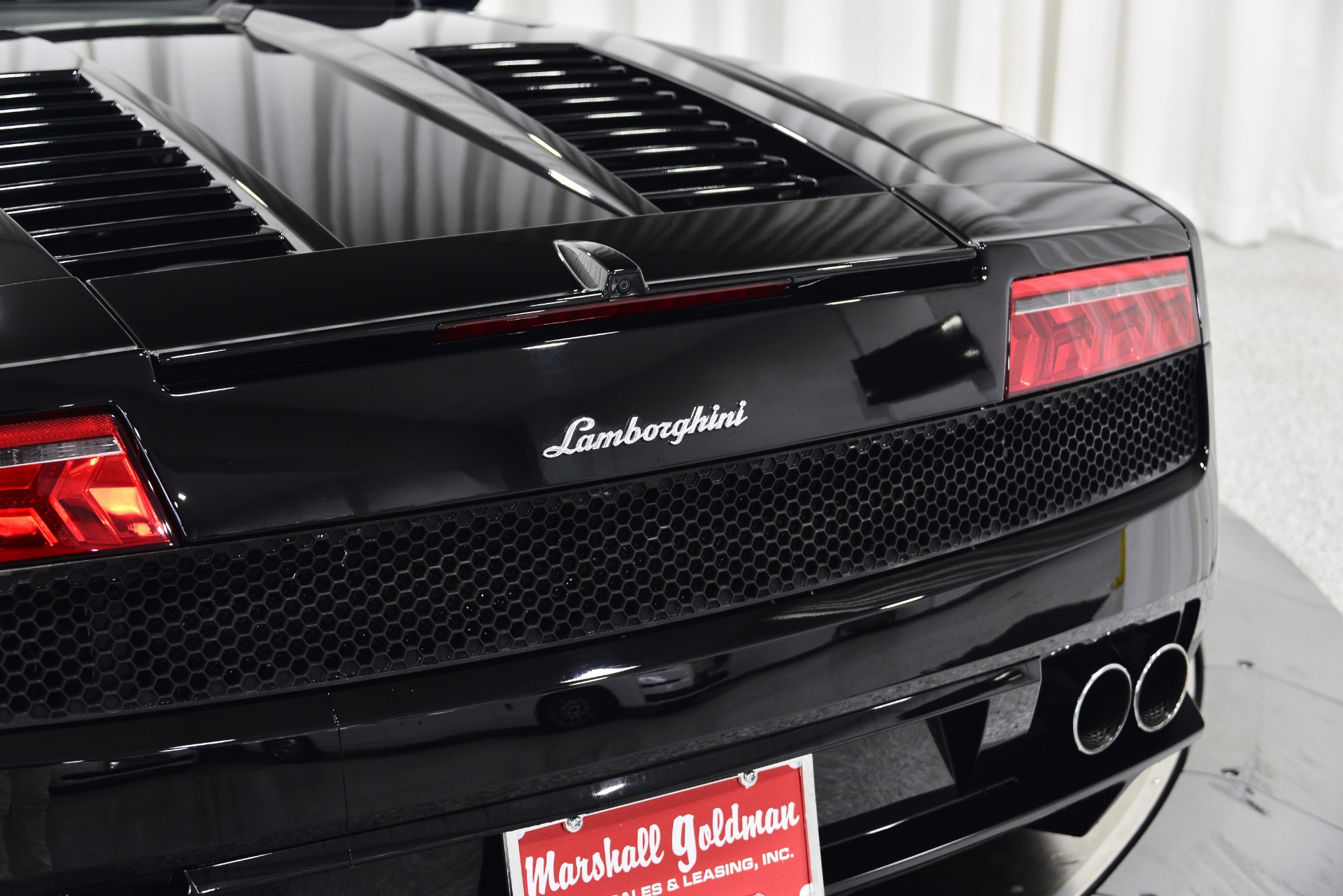 ランボルギーニガヤルドLP560-4 …7連スイッチカバー 自動車パーツ