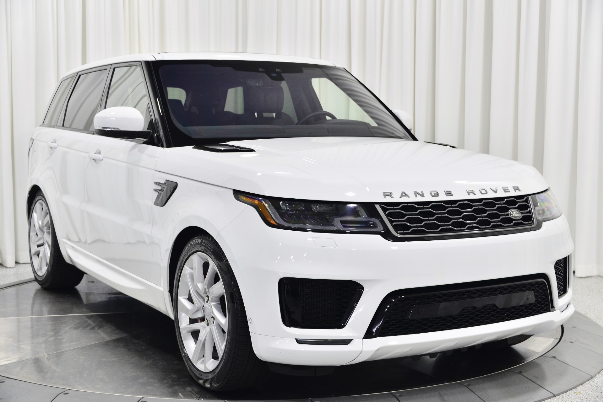 Used 2018 Land Rover Range Rover Sport Supercharged in Fuji