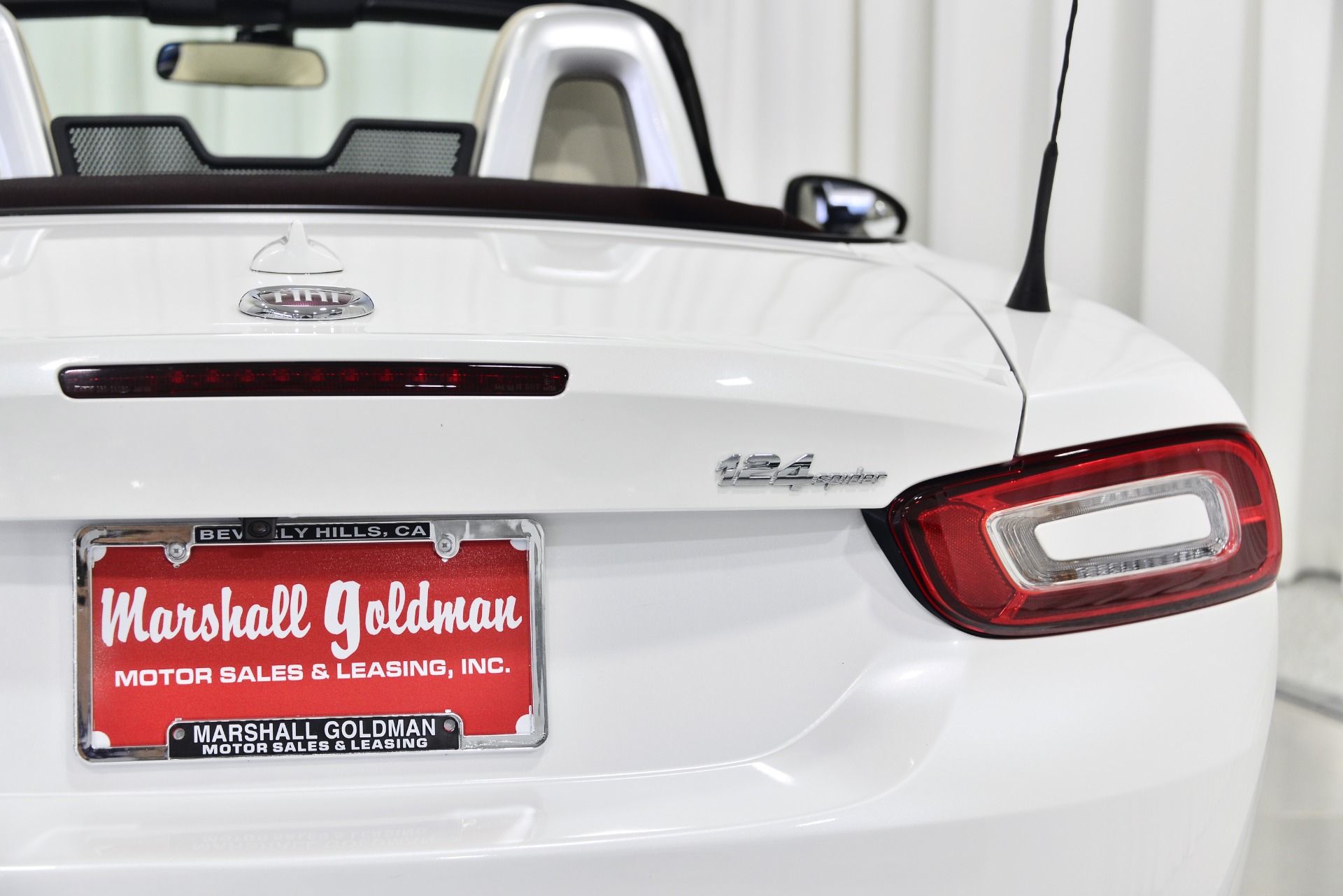 Used 18 Fiat 124 Spider Lusso Red Top For Sale Sold Marshall Goldman Motor Sales Stock Bmdaft Used 18 Fiat 124 Spider Lusso Red Top For Sale Sold Marshall Goldman Motor Sales Stock Bmdaft