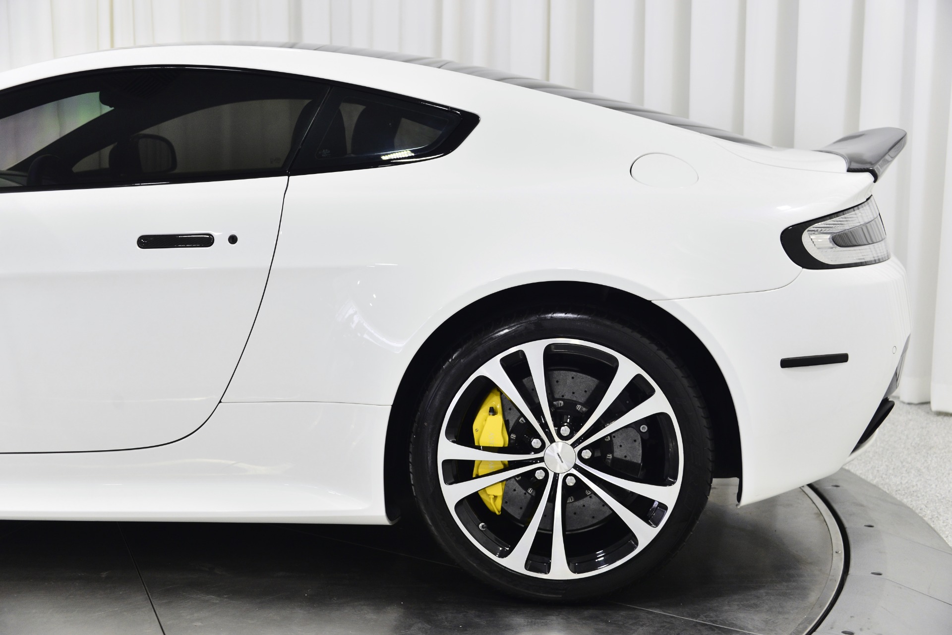 Used 2015 Aston Martin V12 Vantage For Sale (Sold) | Marshall 