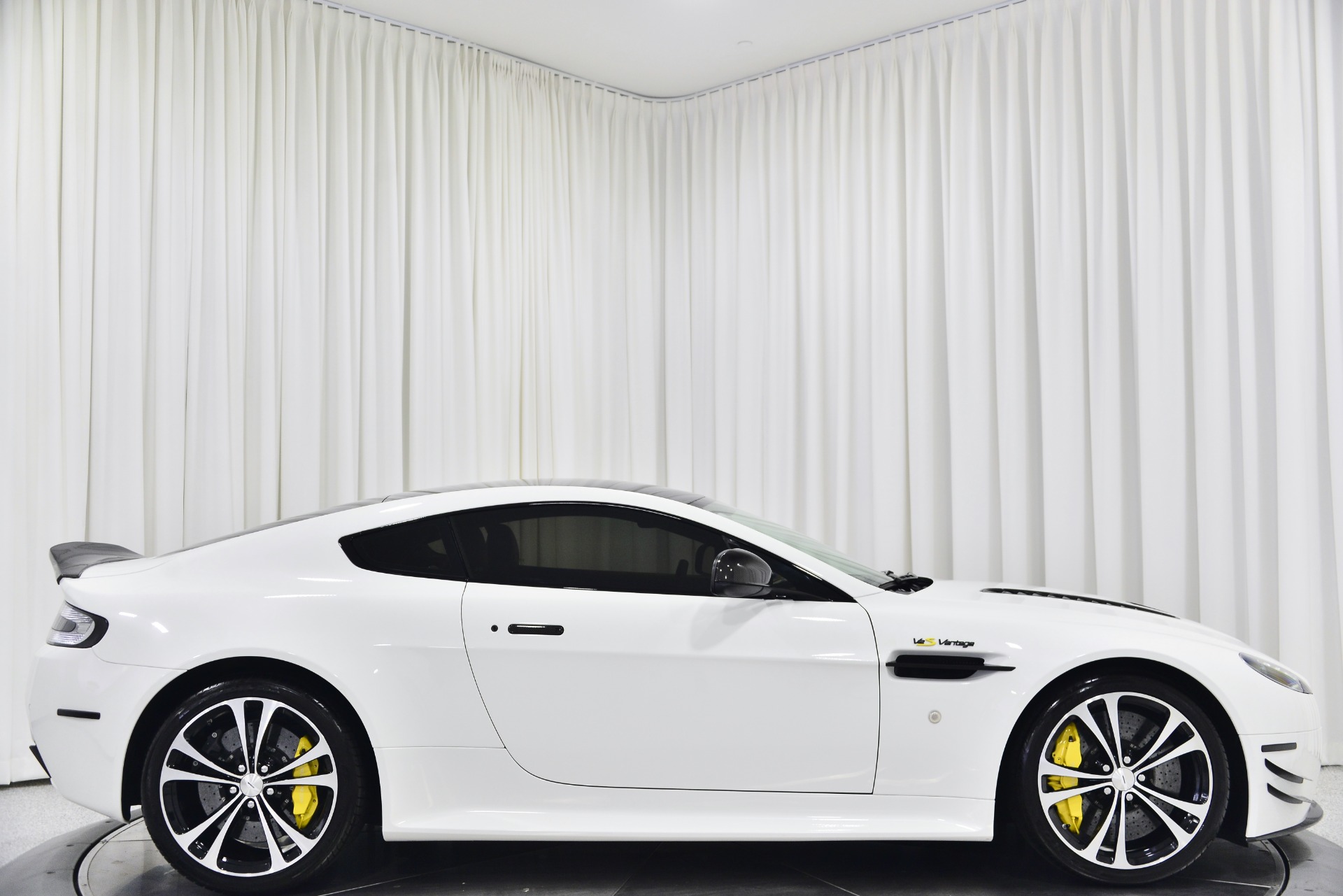Used 2015 Aston Martin V12 Vantage For Sale (Sold) | Marshall 