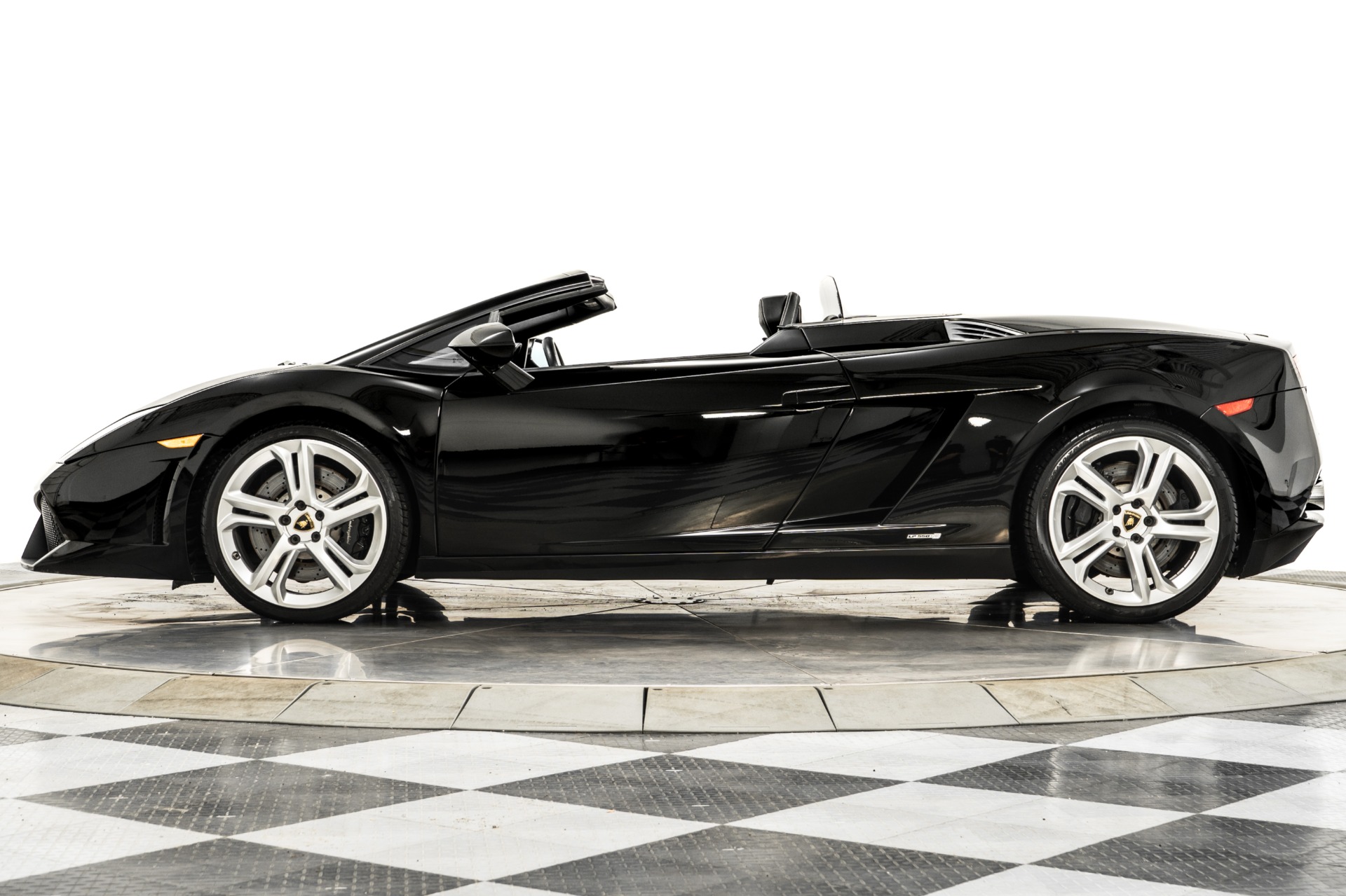 Used 2014 Lamborghini Gallardo LP550-2 Spyder in Nero Noctis For