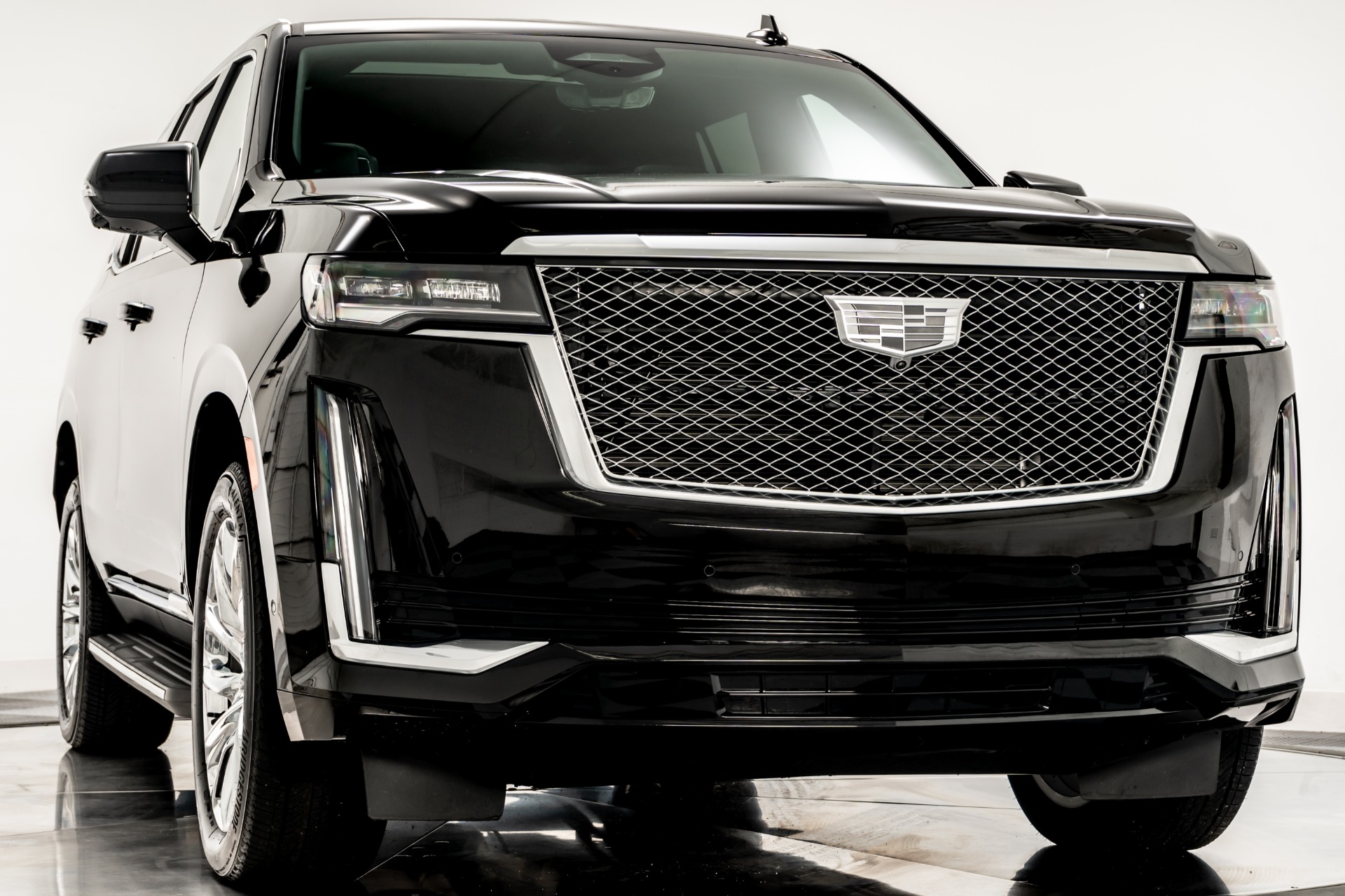 Used 2021 Cadillac Escalade Premium Luxury in Black Raven For Sale