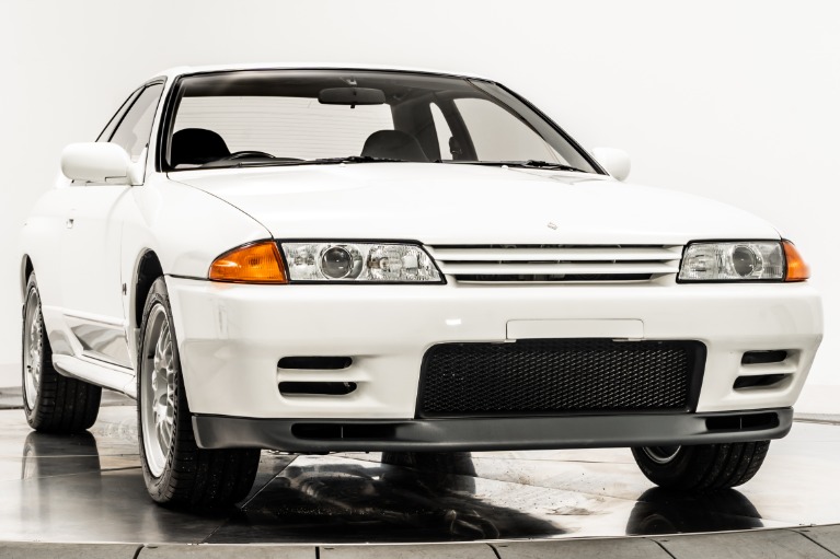 Used 1994 Nissan Skyline GT-R V Spec II in Crystal White For Sale