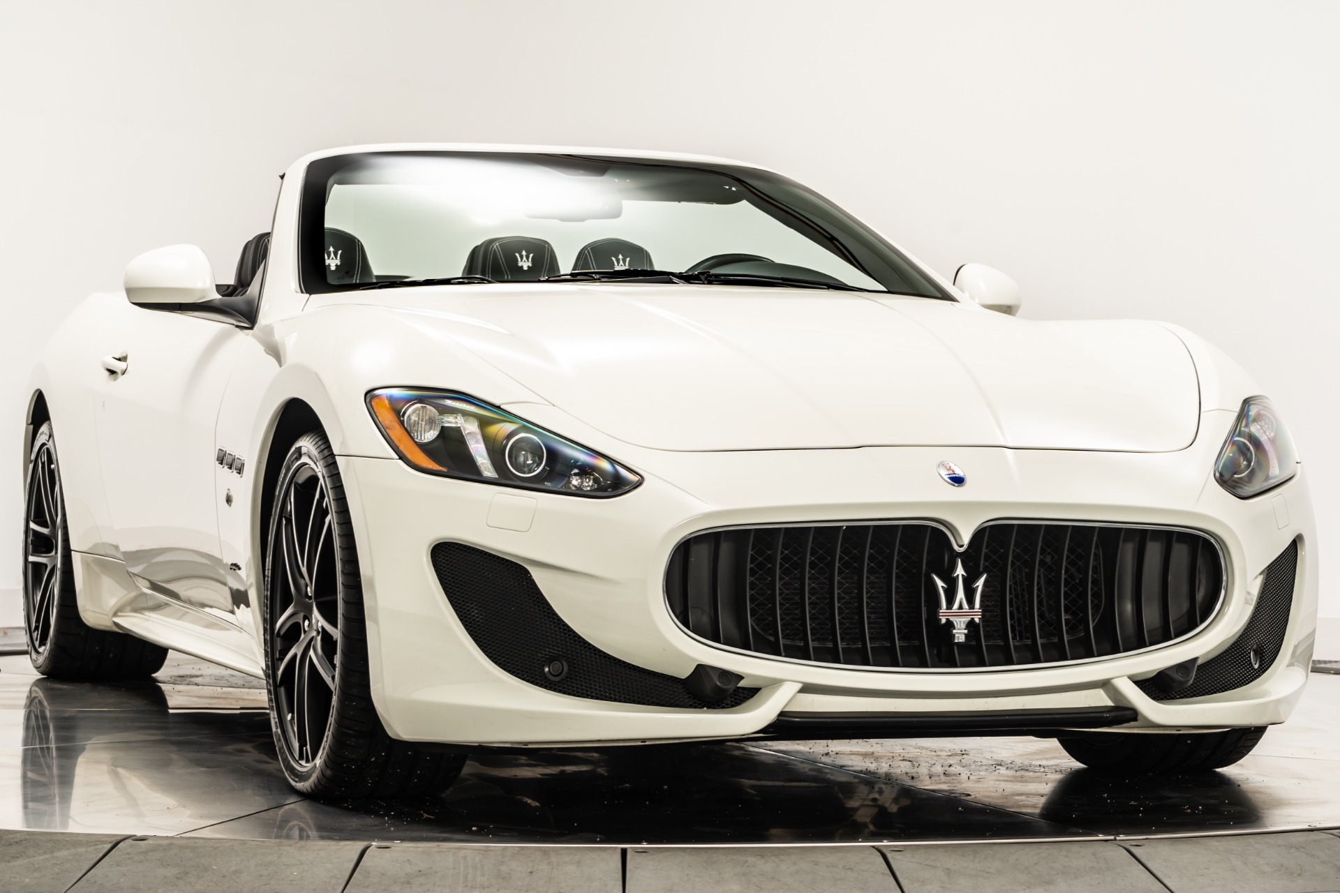 Used 2017 Maserati GranTurismo Sport Convertible in Bianco