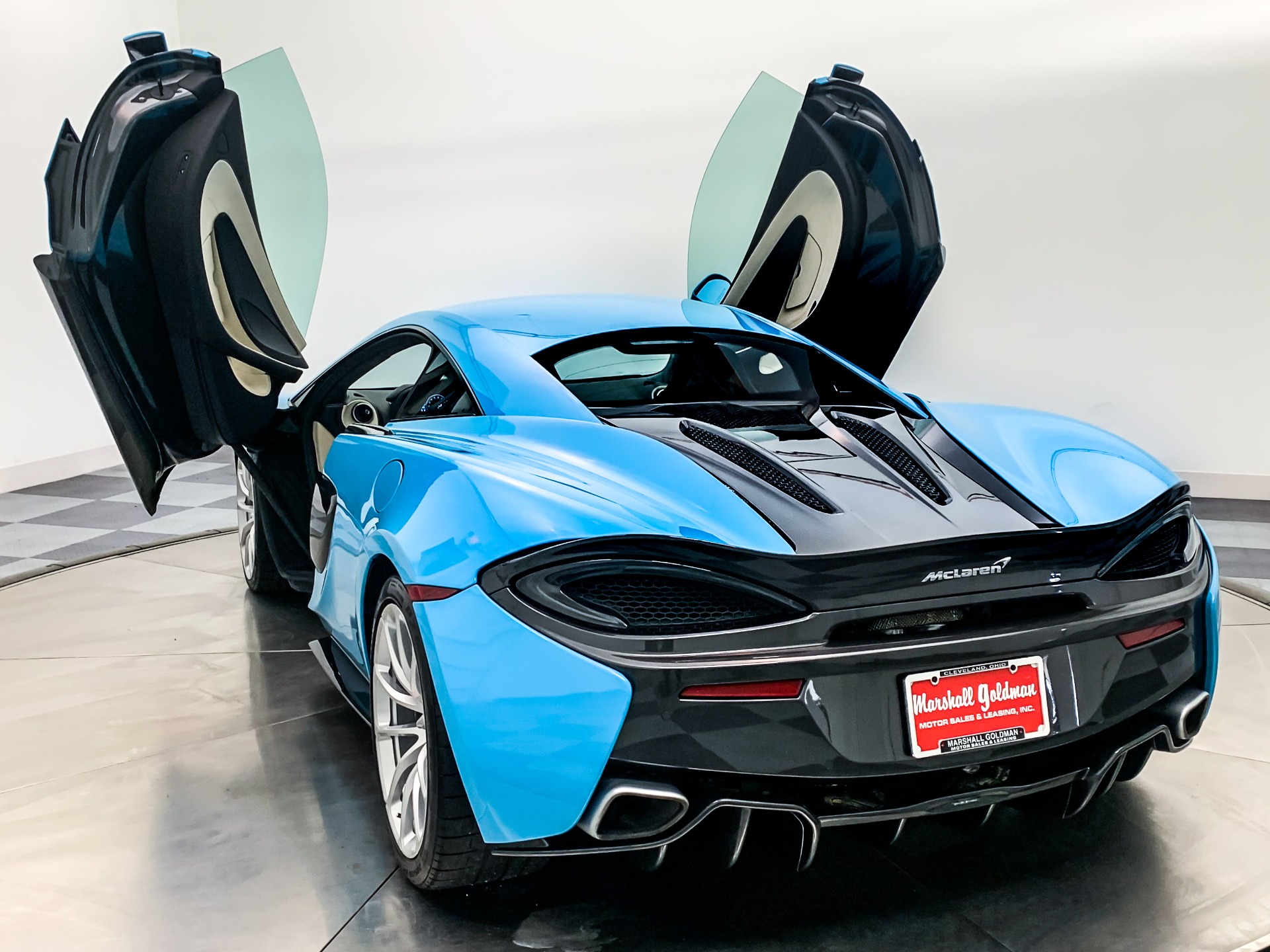 Used 2019 McLaren 570S in Curacao Blue For Sale (Sold) | Marshall